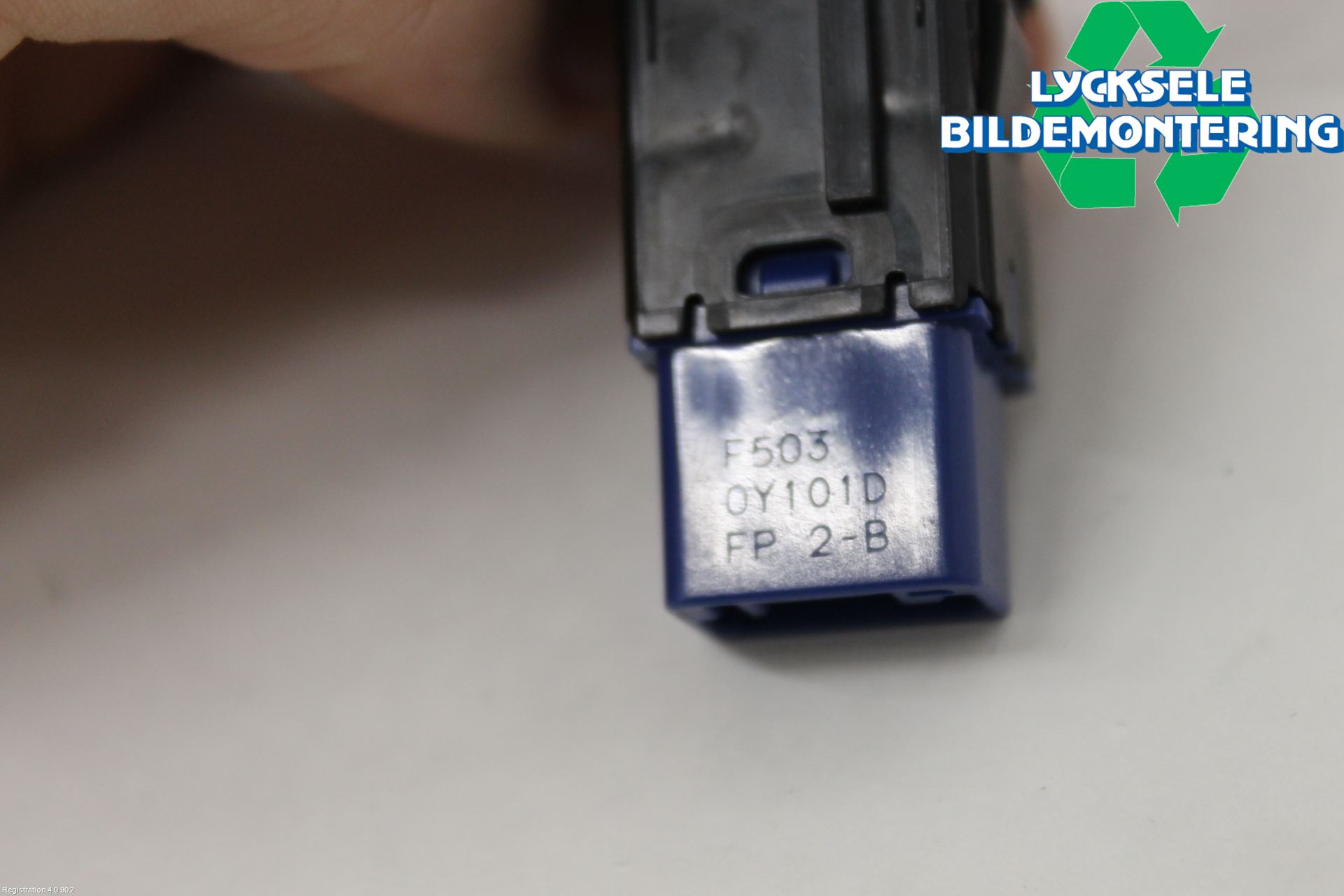 Toyota RAV4 19- Strömställare Elruta