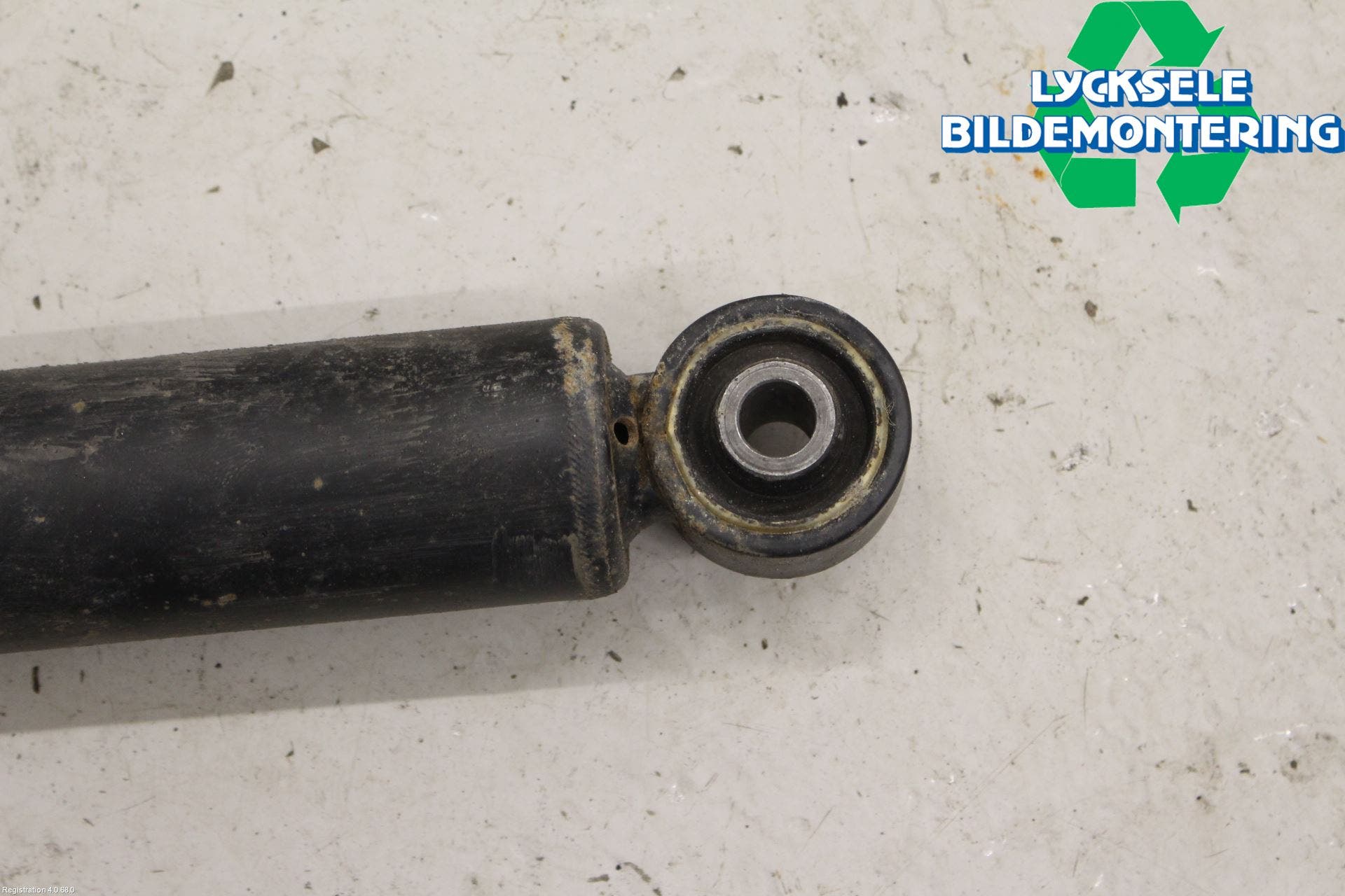 Volkswagen VW CADDY 16-20 Stötdämpare Bak