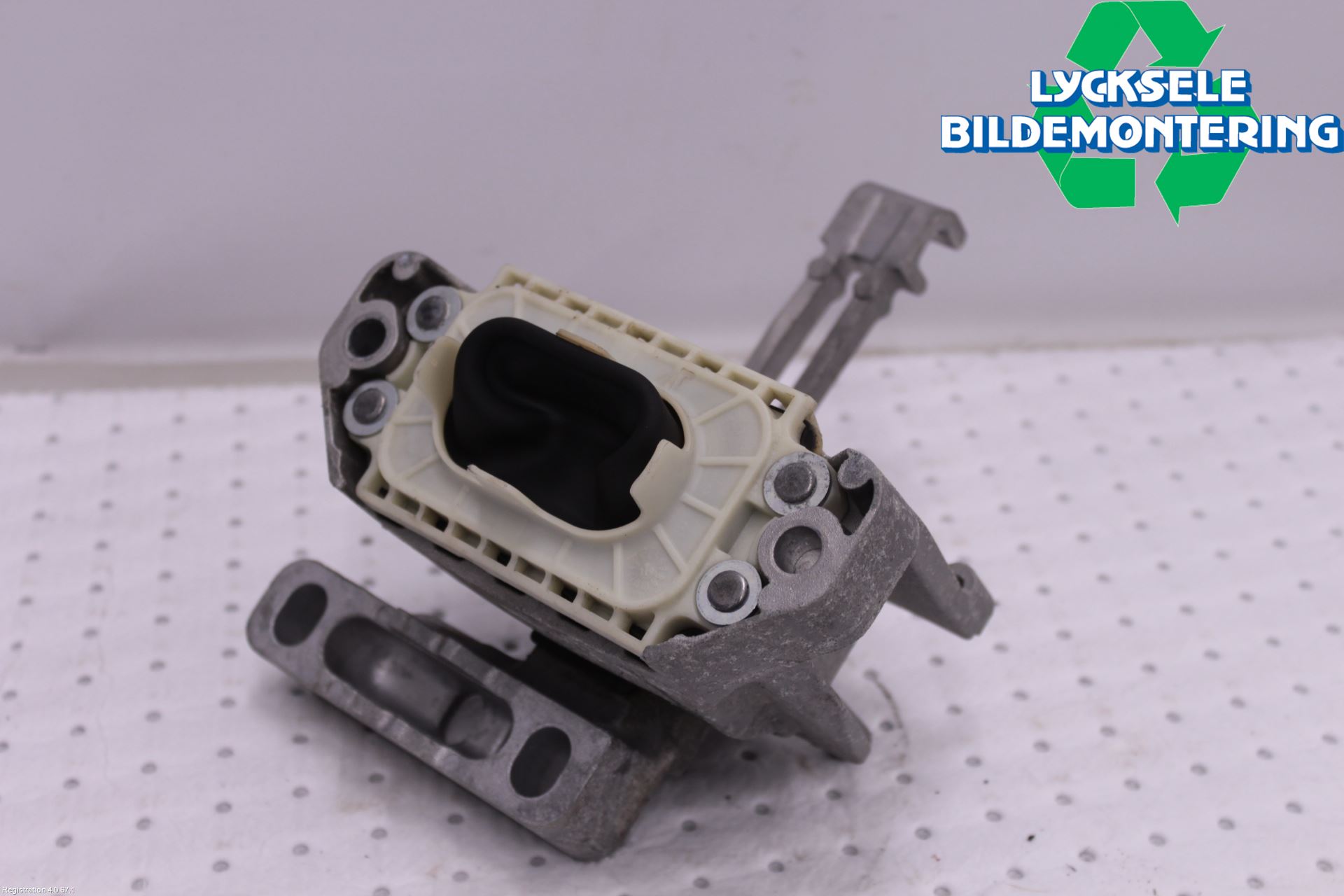 Volkswagen VW T-CROSS 19- Motorfäste