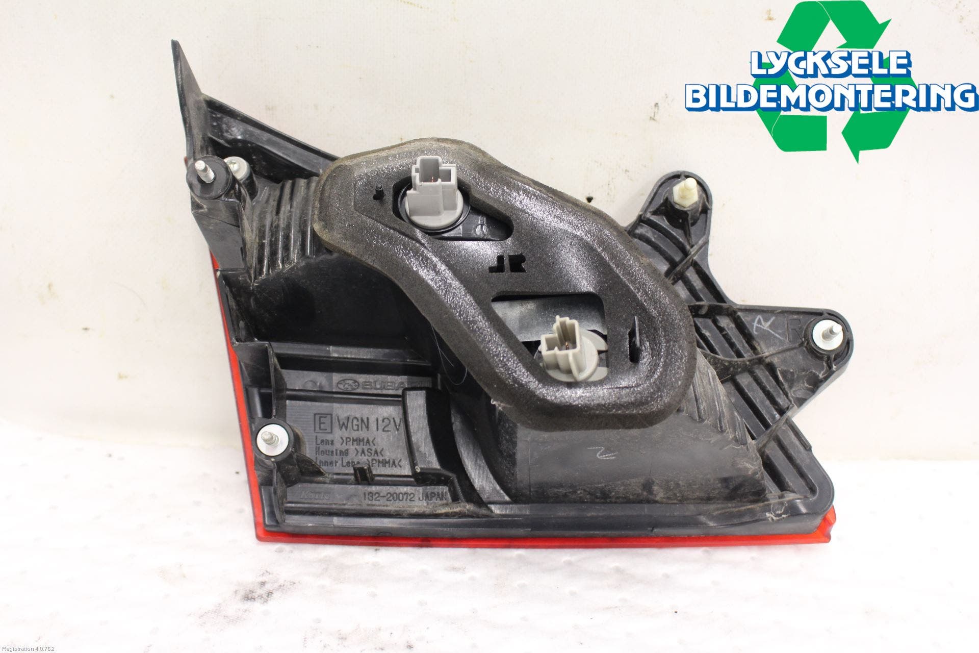 Subaru OUTBACK 10-15 Bakljus Lucka Hö