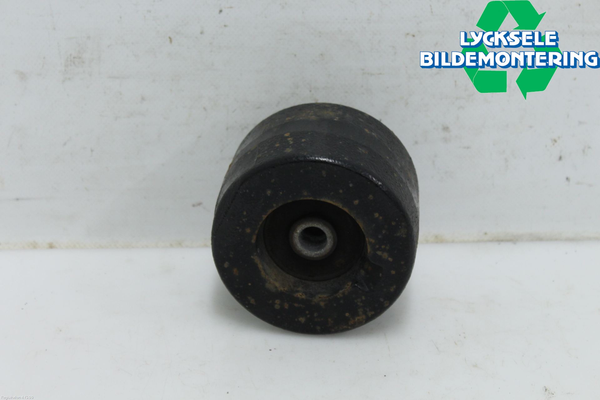 BMW 5 G30/G31/F90 17-23 Vibrationsdämpare