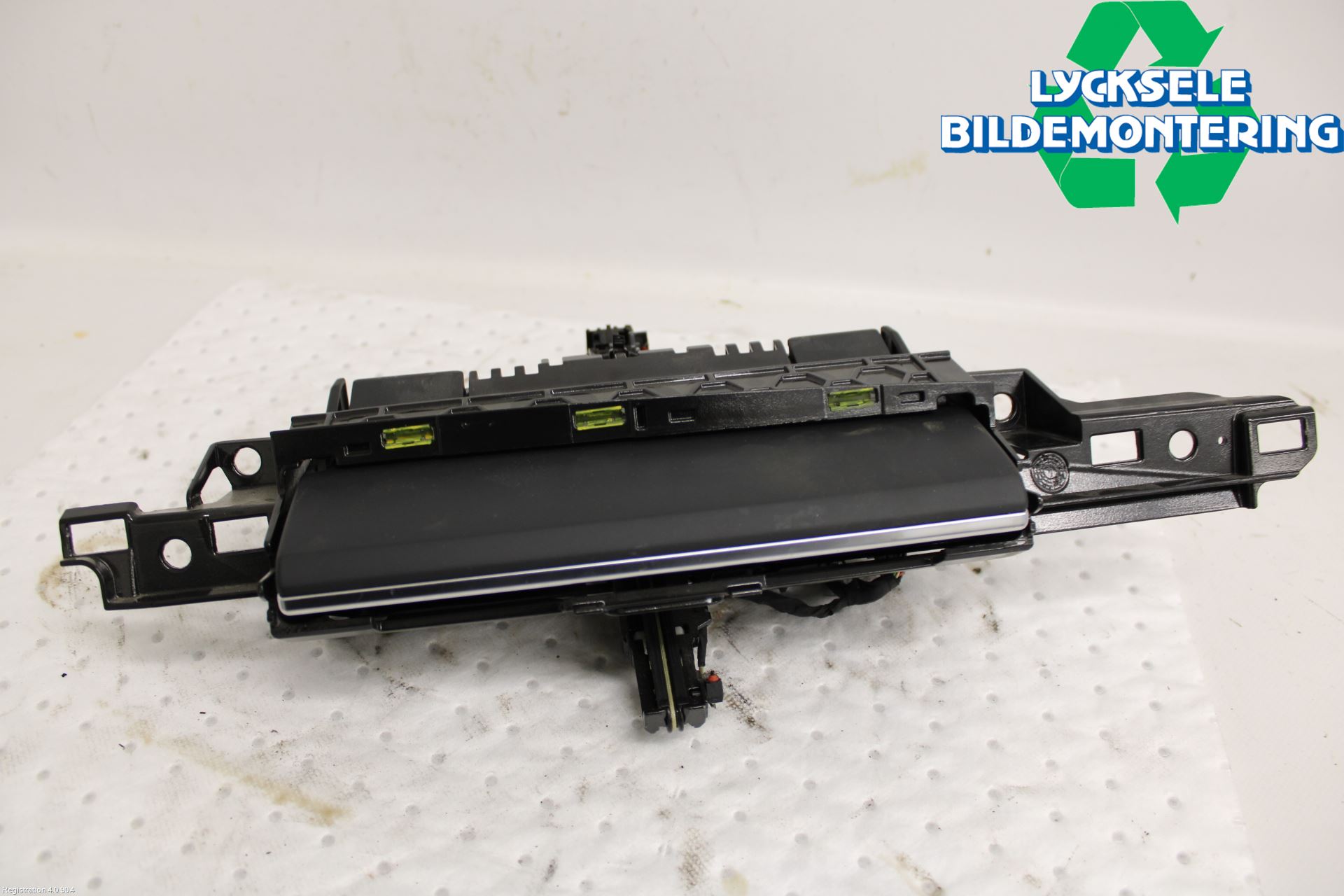 Audi A6 ALLROAD 12-18 Bildskärm