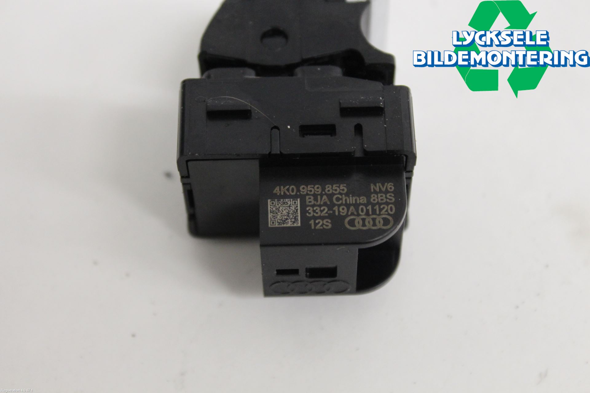 Audi A6 F2/C8 19- Strömställare Elhiss