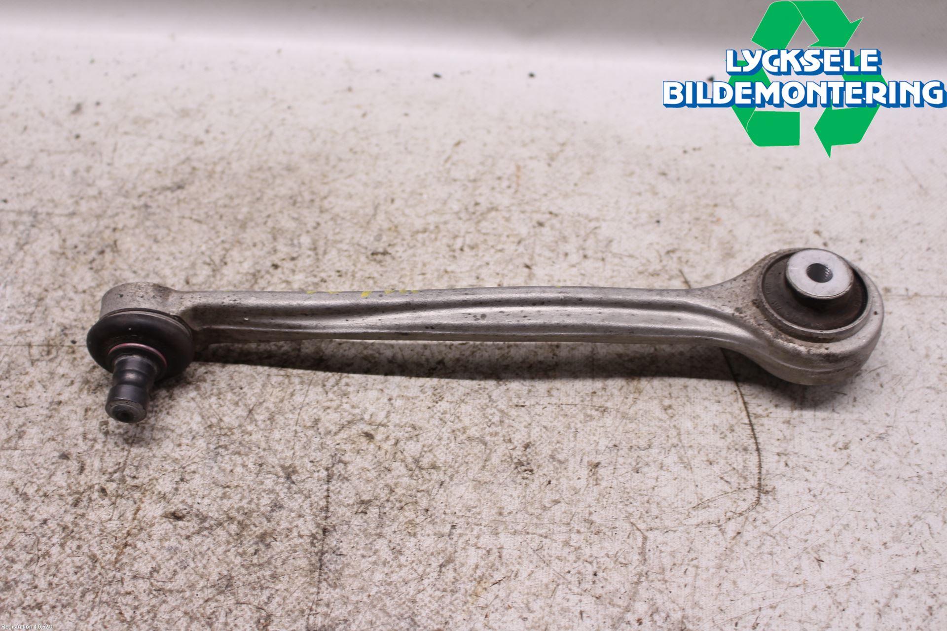 Audi A4/S4 B9 16-19 Bärarm Fram Övre Hö