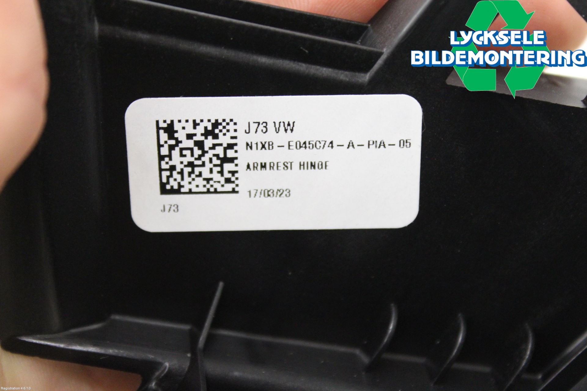 Volkswagen VW AMAROK T1 23- Inredning Armstöd
