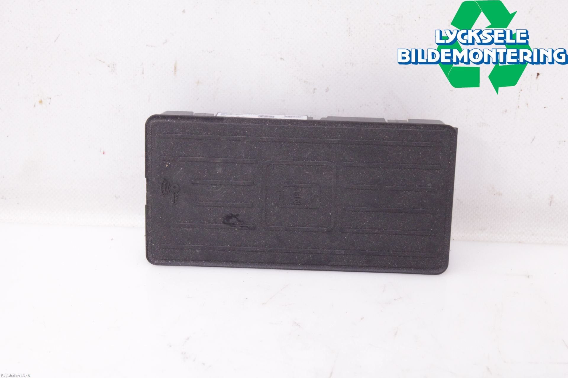 Audi A4/S4 B9 20- Antenn El