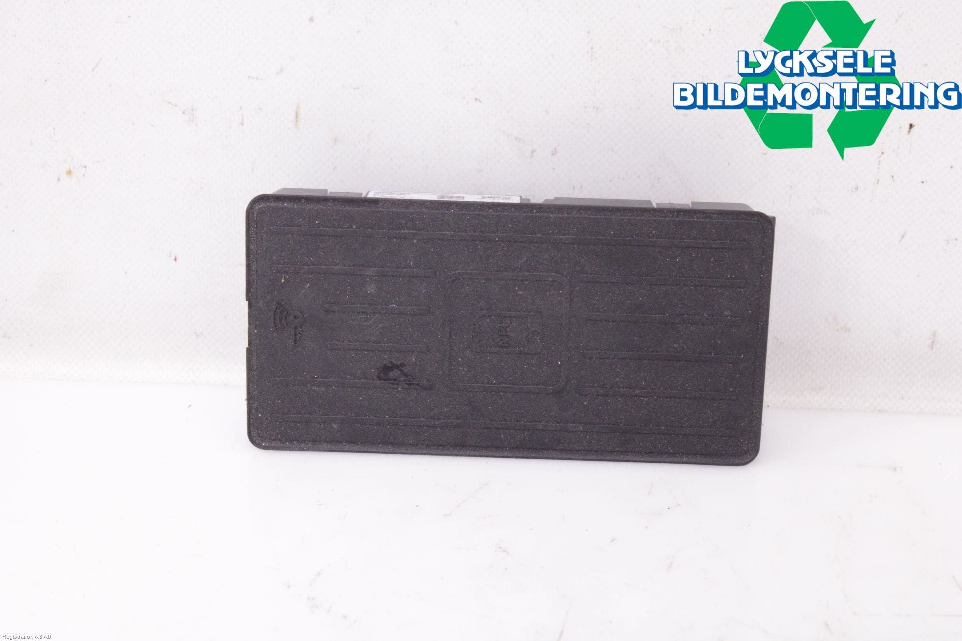 Audi A4/S4 B9 20- Antenn El