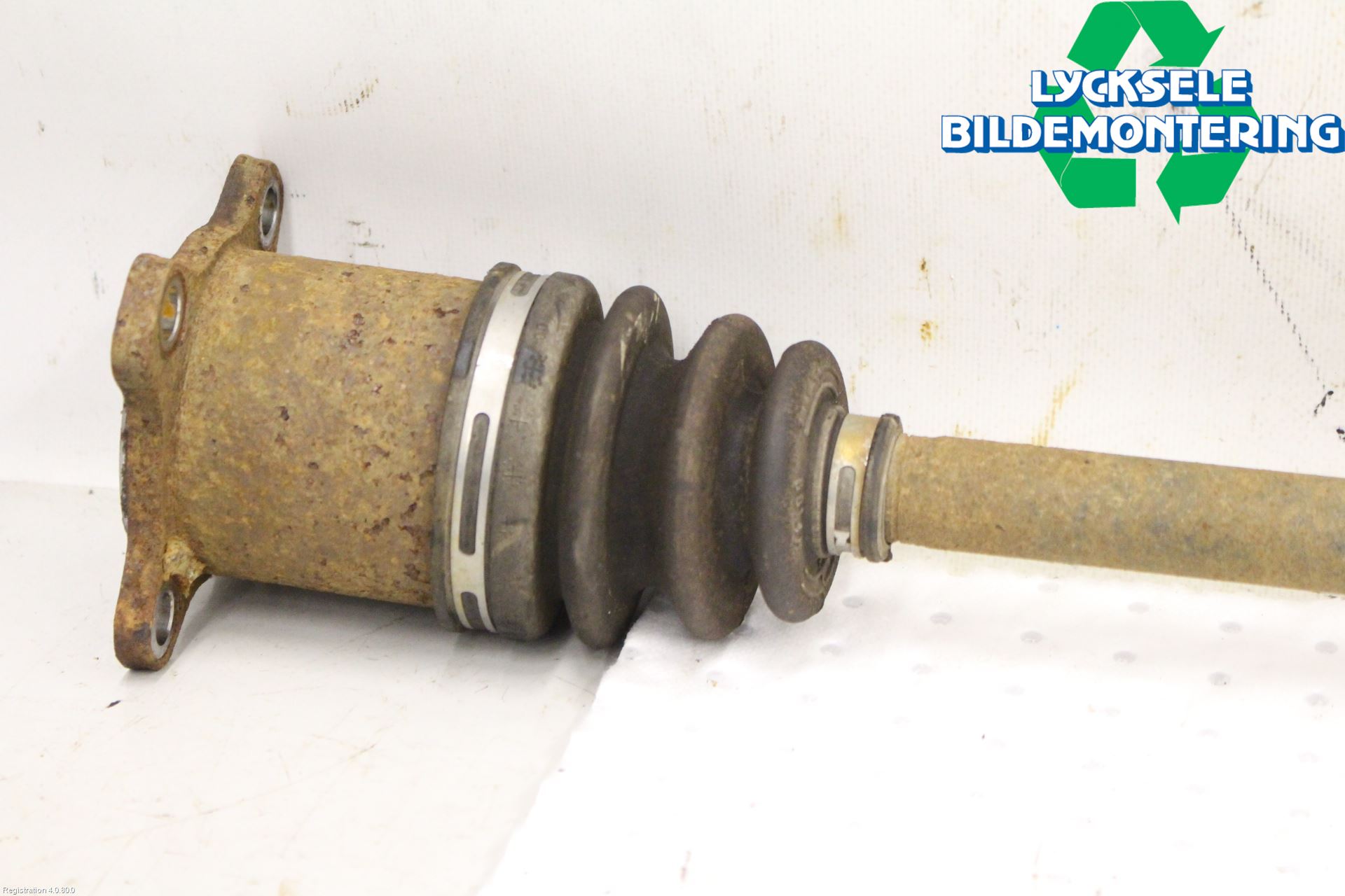 Toyota RAV4 13-18 Drivaxel Bak Vänster