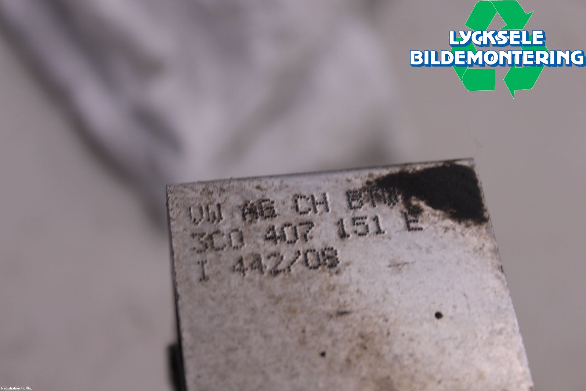 Volkswagen VW PASSAT 05-11 Bärarm Fram Undre Vä