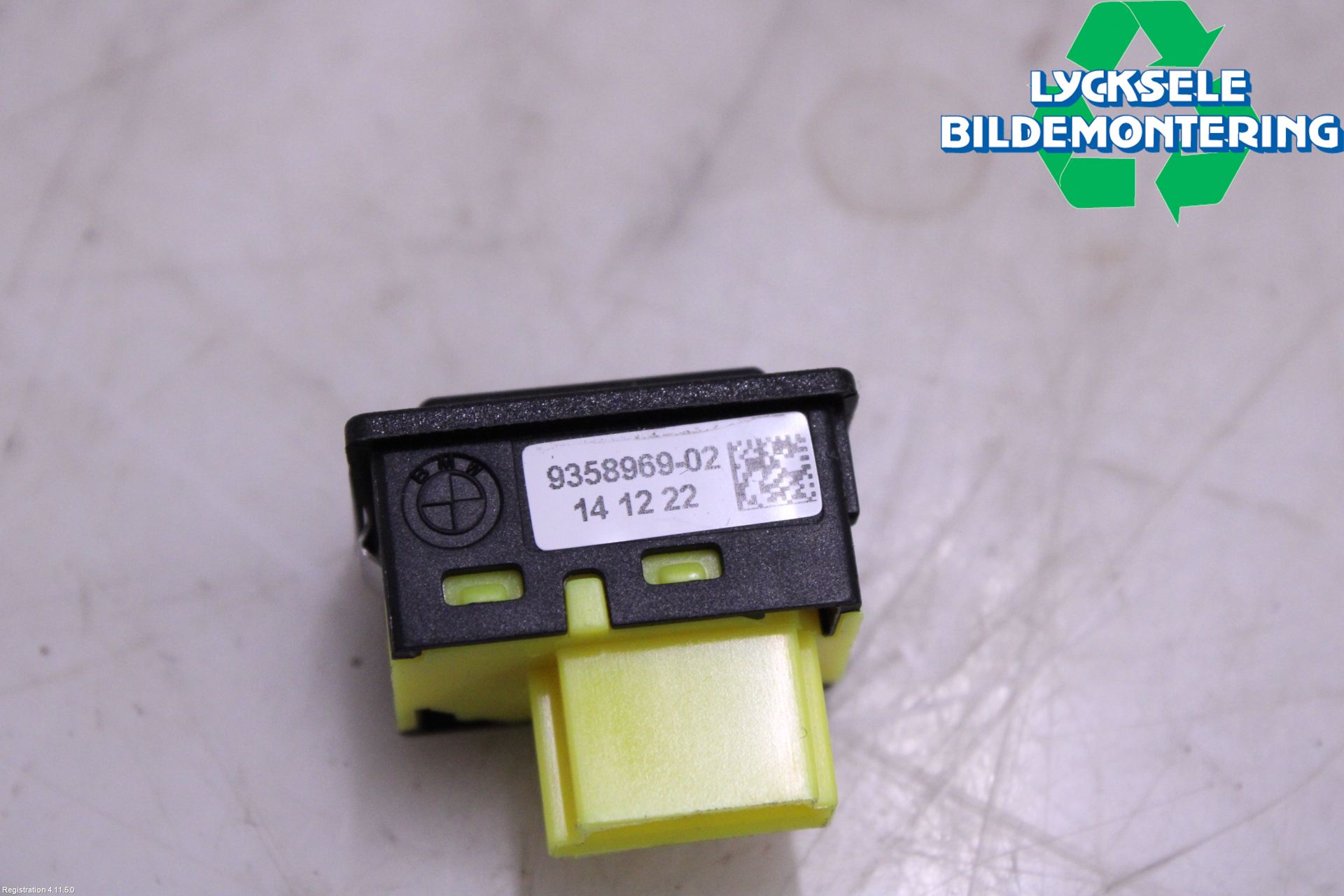 BMW 5 G30/G31/F90 17-23 Strömställare Tanklucka