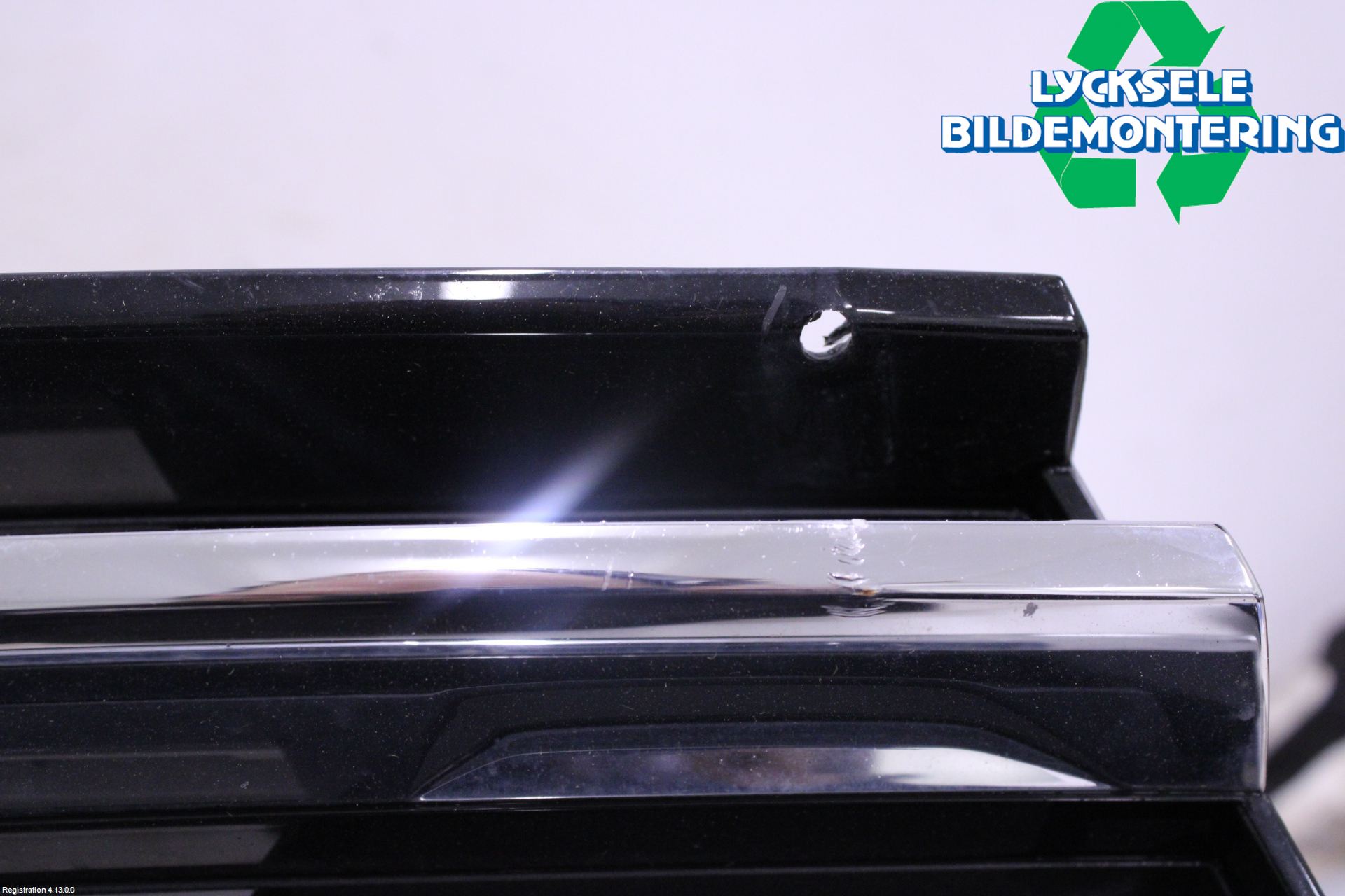 Volkswagen VW TIGUAN 16-24 Grill Komp