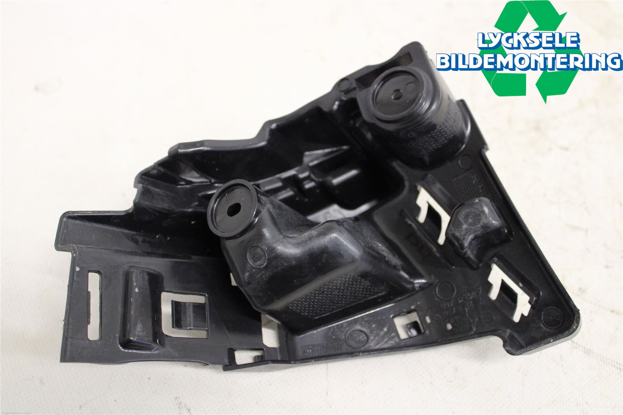 Cupra LEON 21- Stötfångarfäste Bak Hö