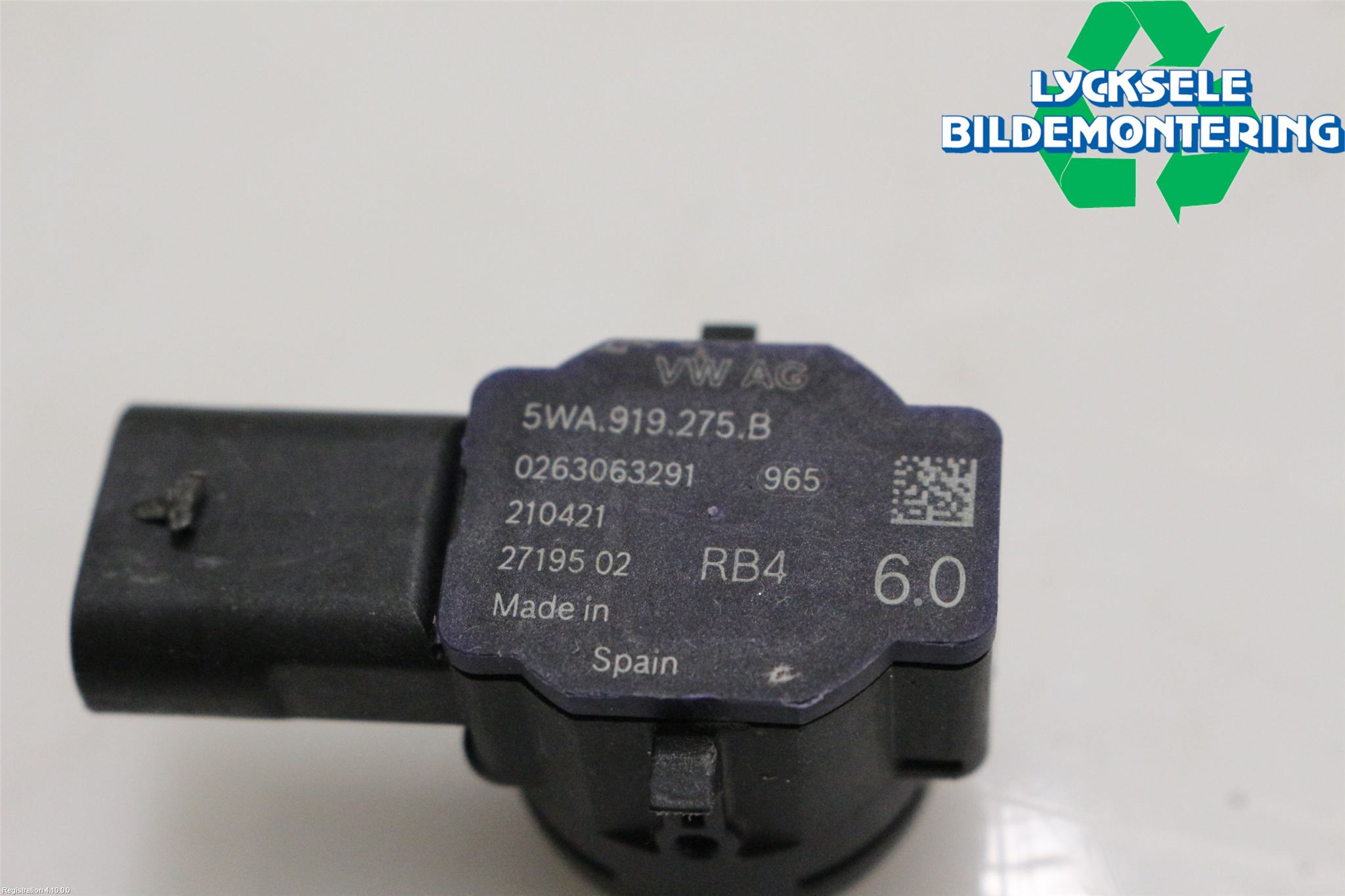 Skoda OCTAVIA (5E) 13-20 Parkeringshjälp Frontsensor