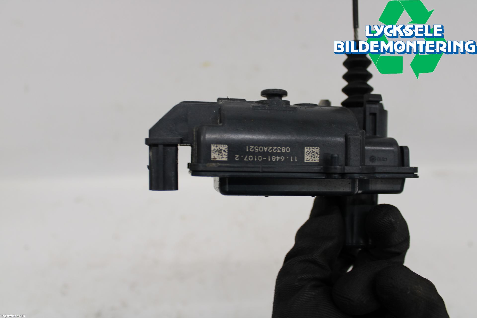 Cupra BORN 22- Parkeringsbroms Elmanövrerad