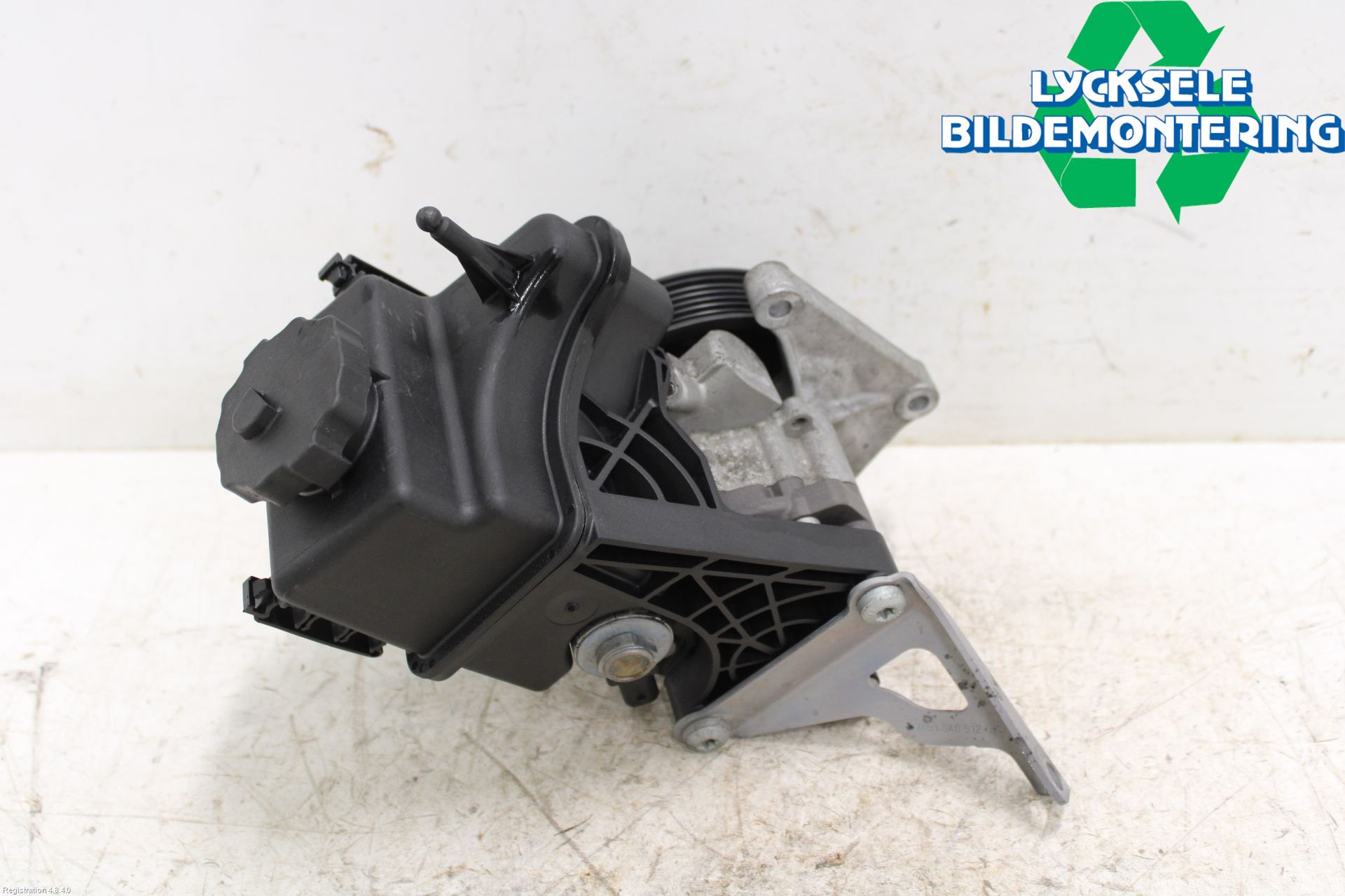 Mercedes-Benz MB C-KLASS (W204) 07-15 Styrservopump