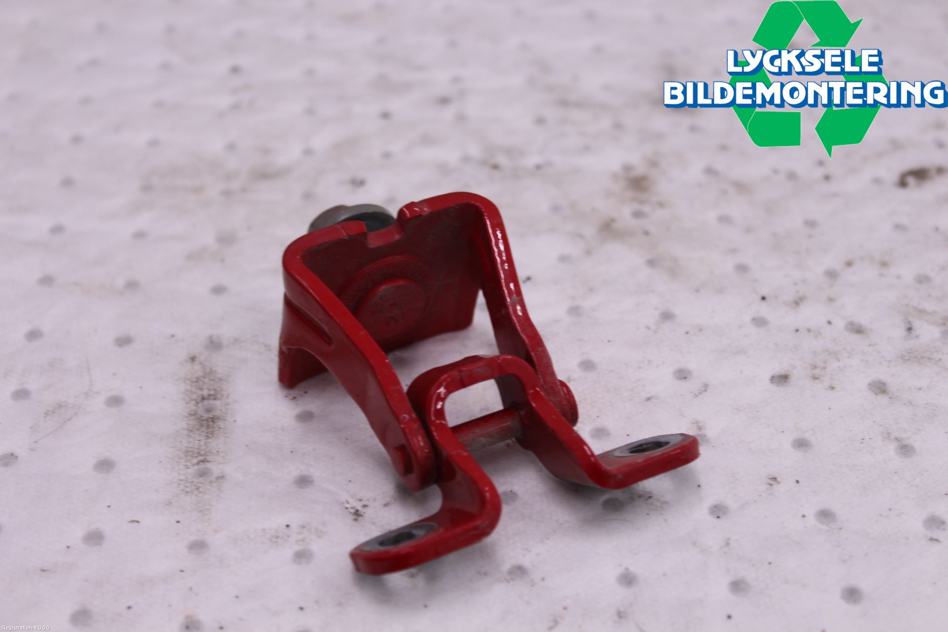 Audi A1 19- Bakluckegångjärn Vä