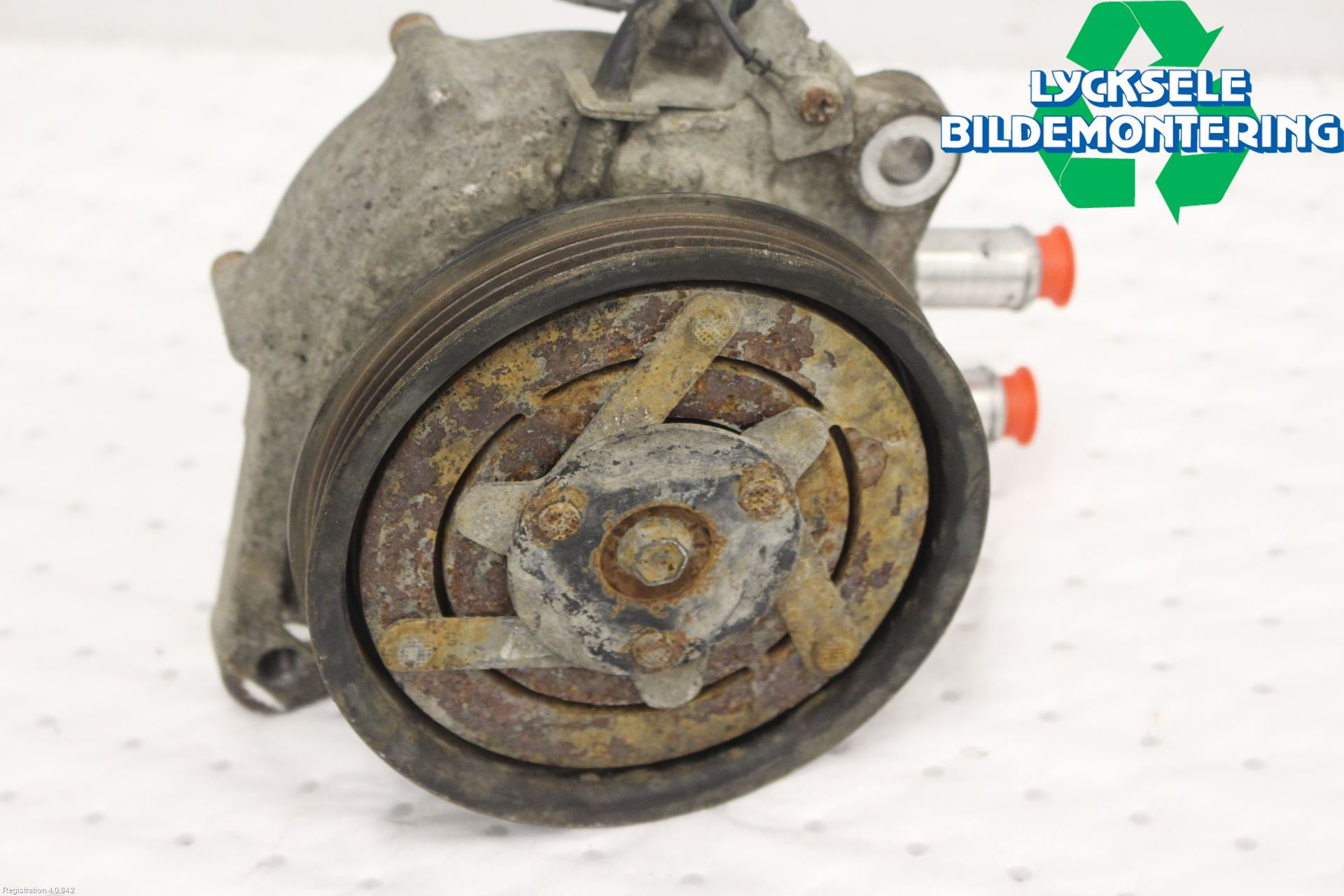 Toyota HILUX 16- Vattenpump