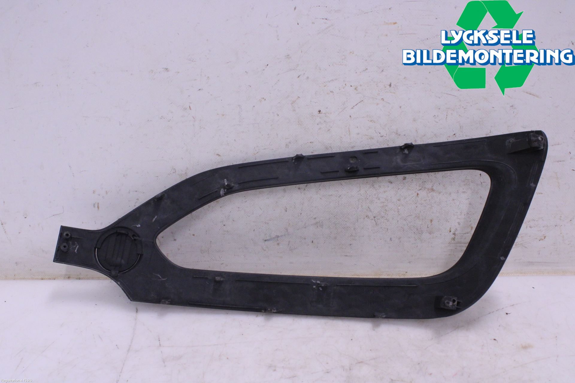 Hyundai SANTA FE 13-18 Dimljussarg Fram