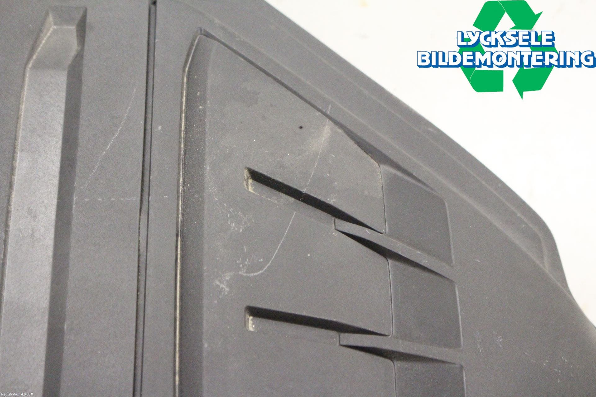 Volkswagen VW POLO VI 18->> Luftrenare