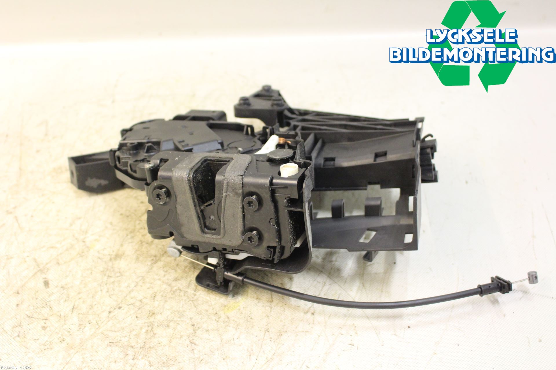 Ford KUGA 08-12 Låskista-Dörrlås