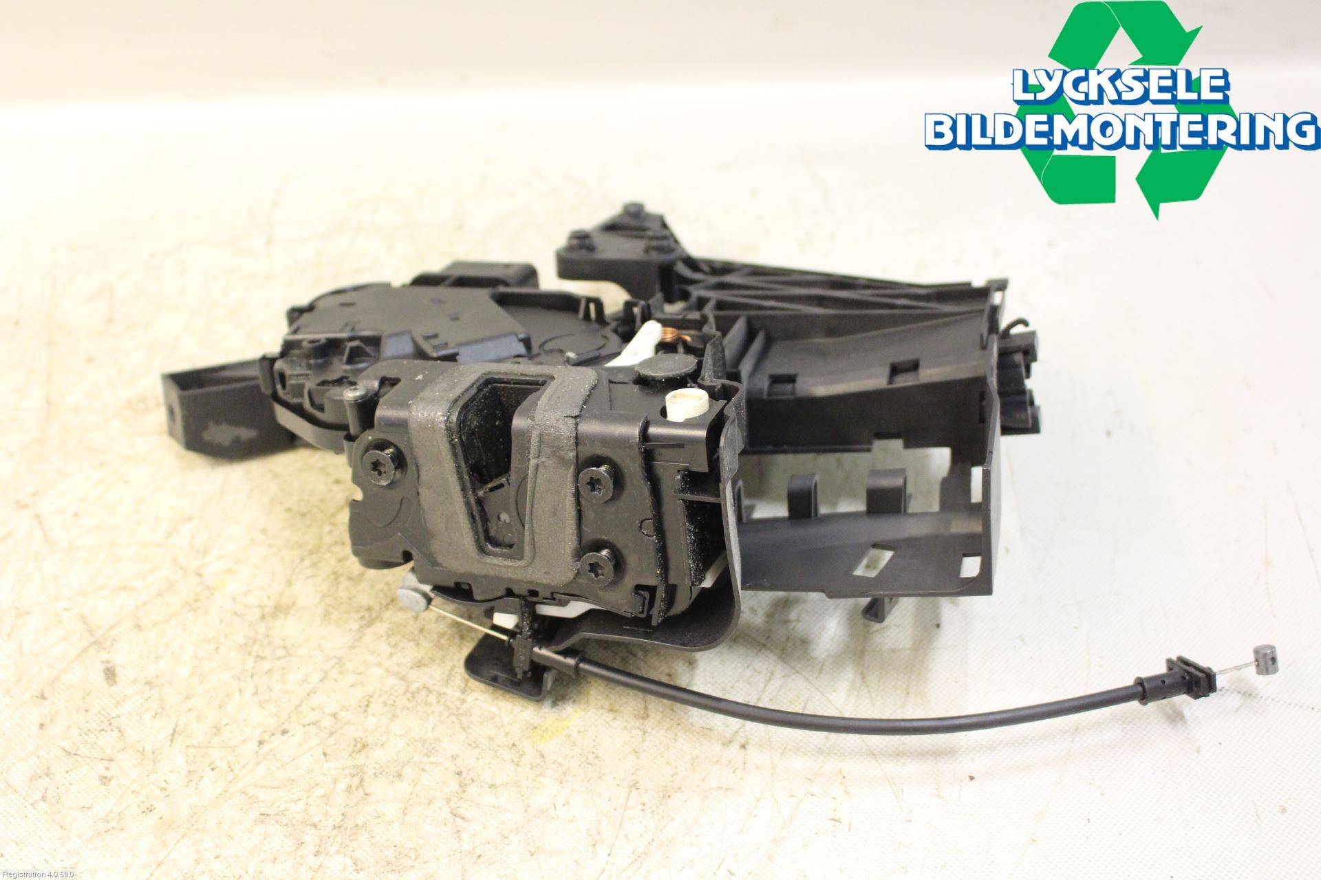 Ford KUGA 08-12 Låskista-Dörrlås