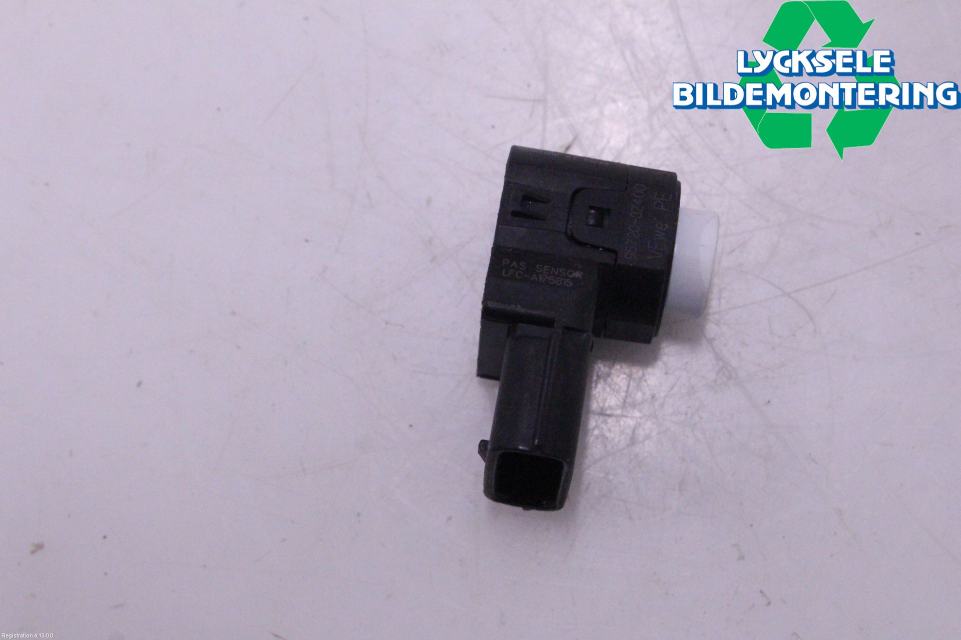 Hyundai i40 16-18 Parkeringshjälp Backsensor