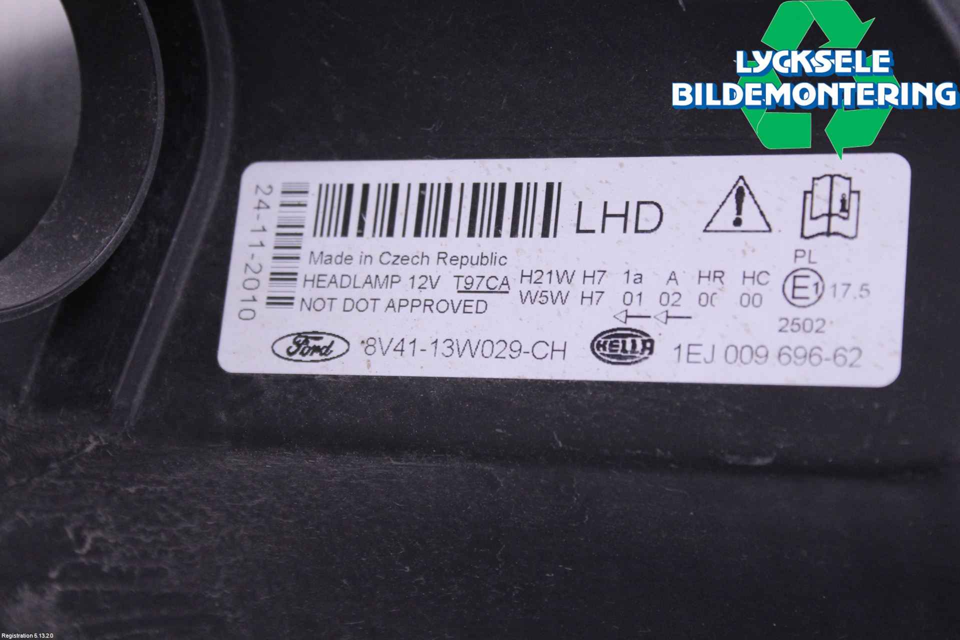Ford KUGA 08-12 Strålkastare Höger
