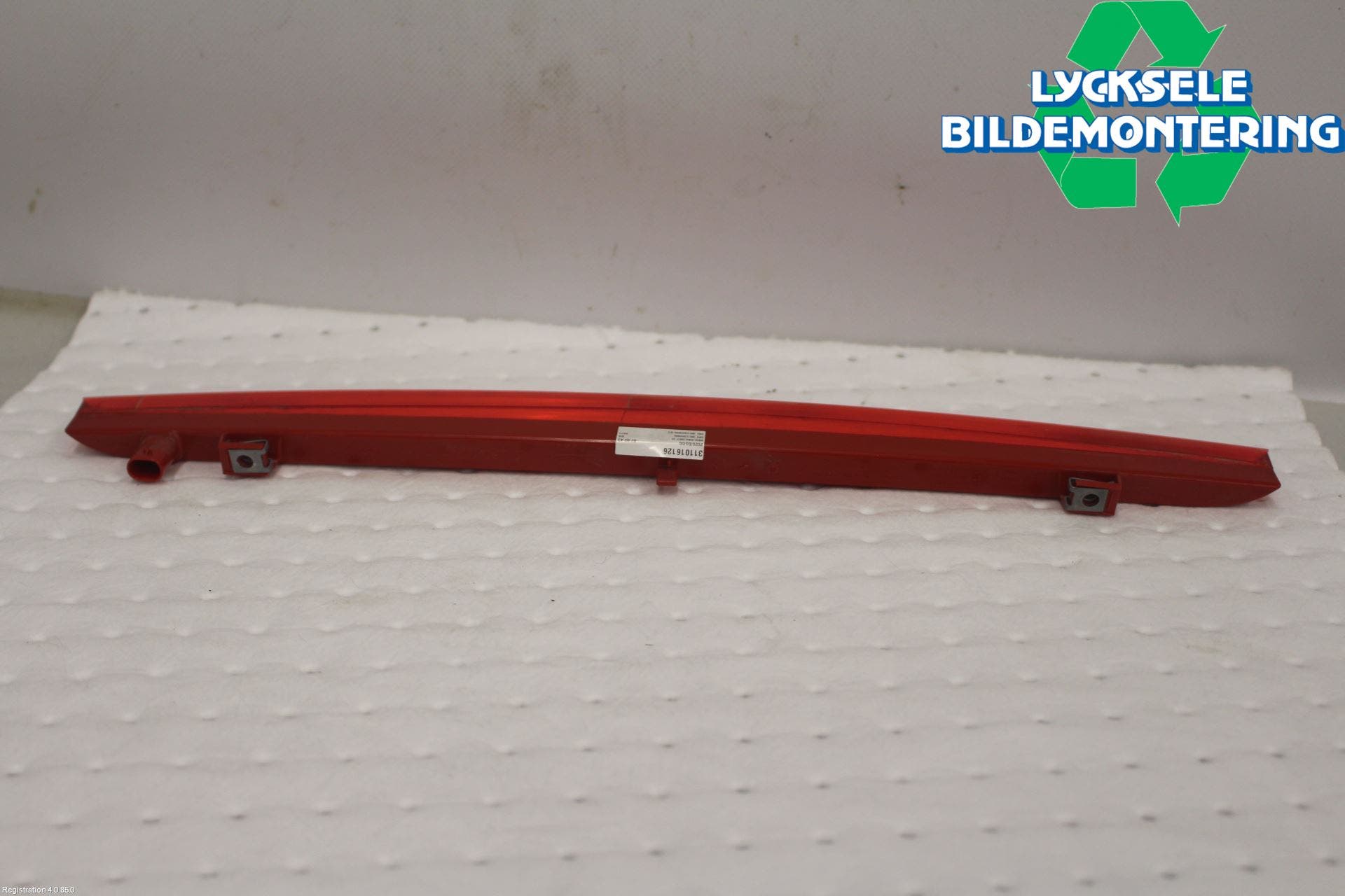 Volkswagen VW T-CROSS 19- Bromsljus Bakruta