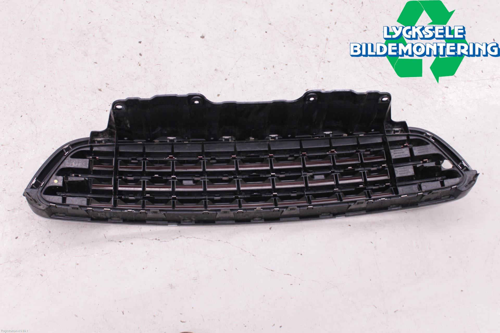 Mini COUPE R56 05-14 Grill Komp
