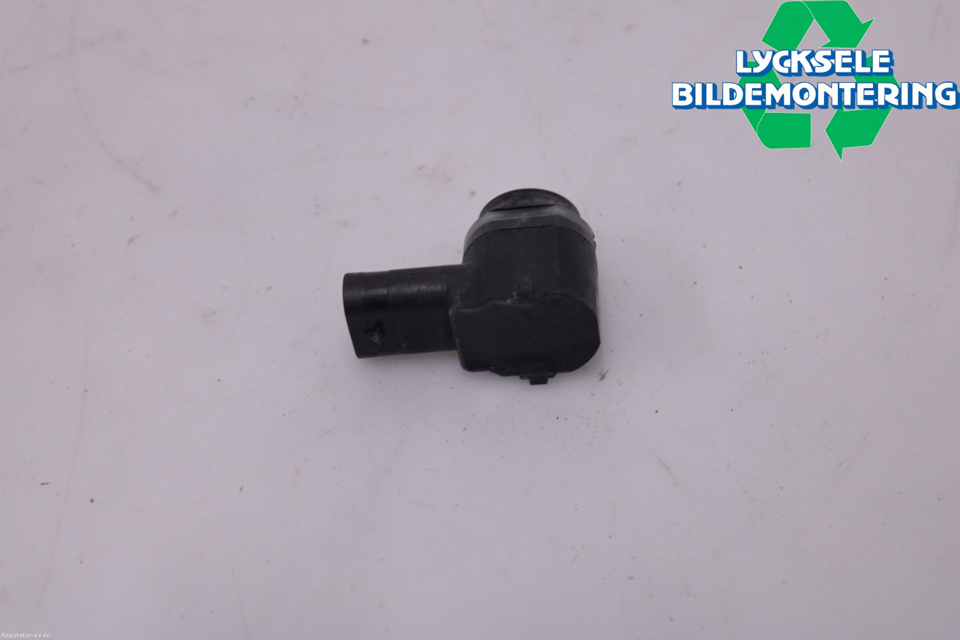 Volkswagen VW PASSAT 11-14 Parkeringshjälp Frontsensor