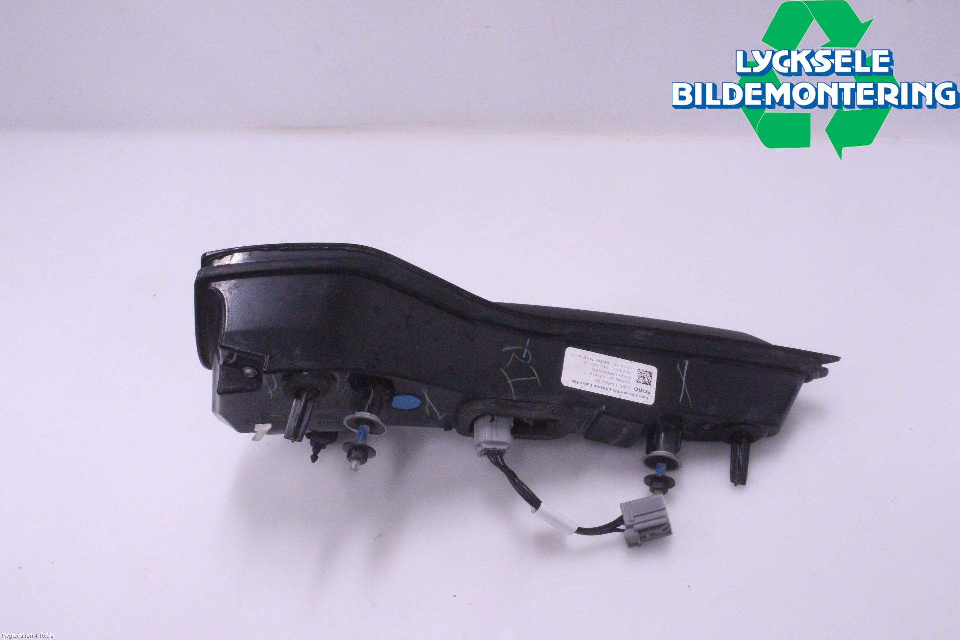 Ford MUSTANG Mach-E 21- Bakljus Lucka Hö