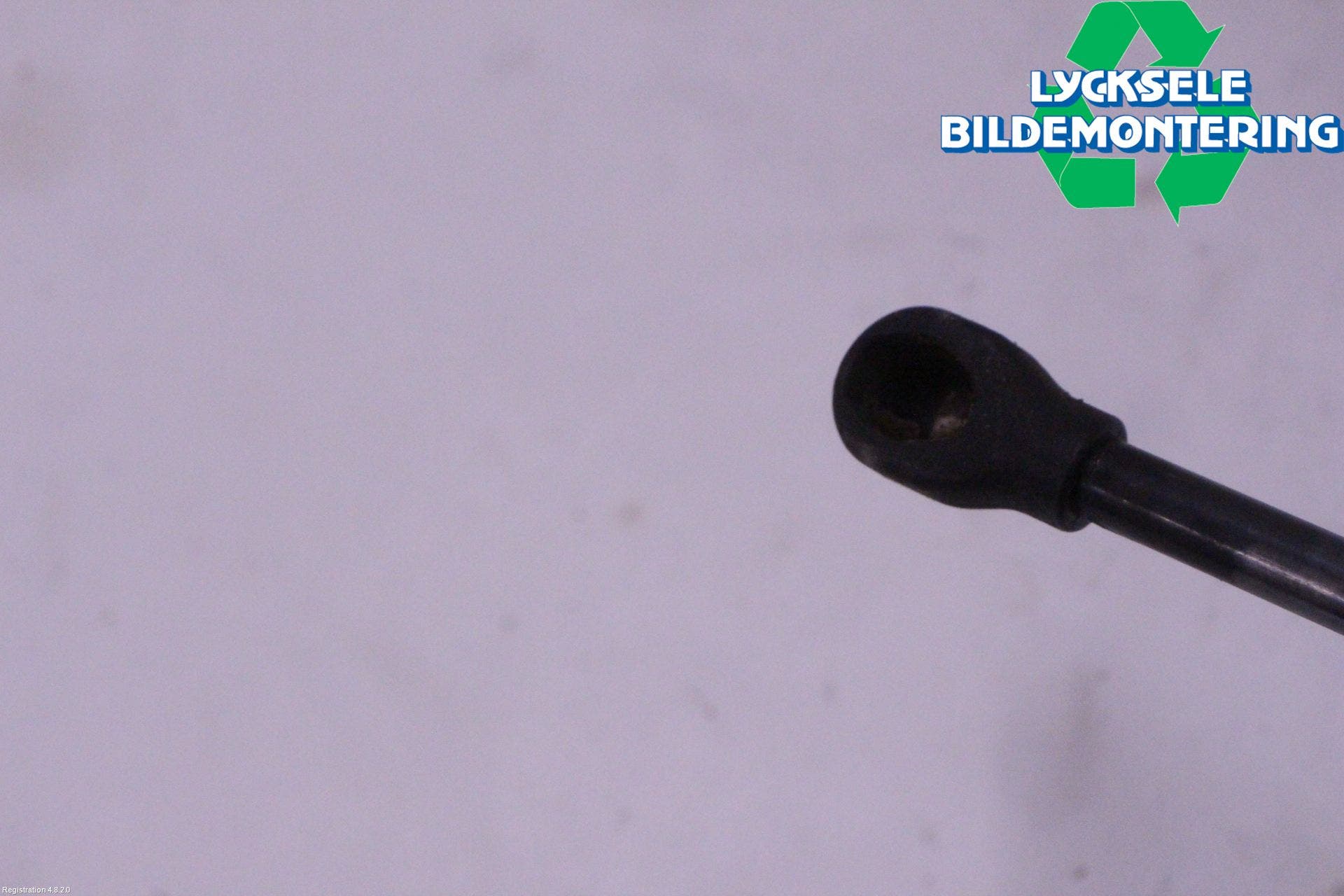 Audi A6 F2/C8 19- Gasfjäder Baklucka