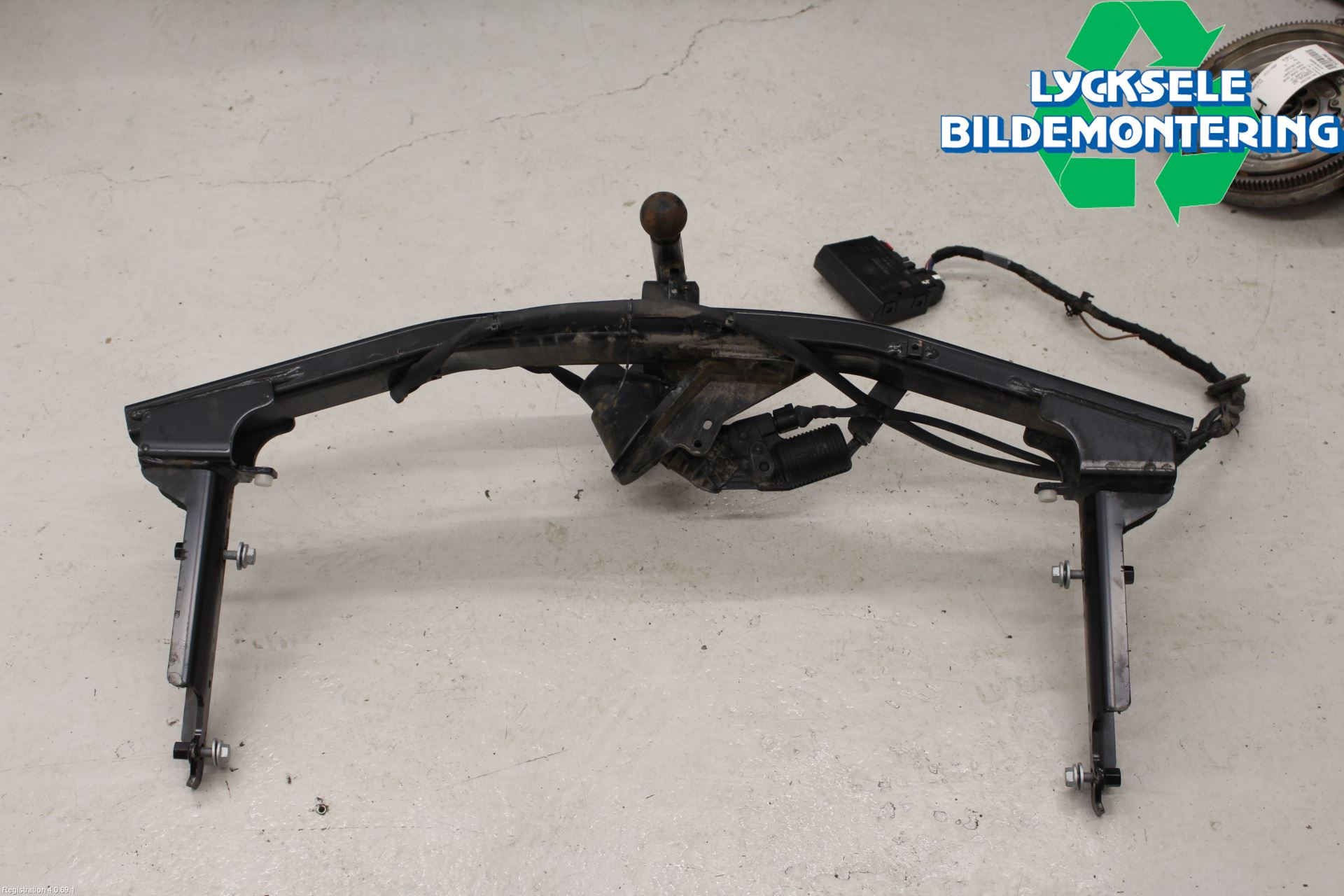 Audi A4/S4 B9 16-19 Dragkrok