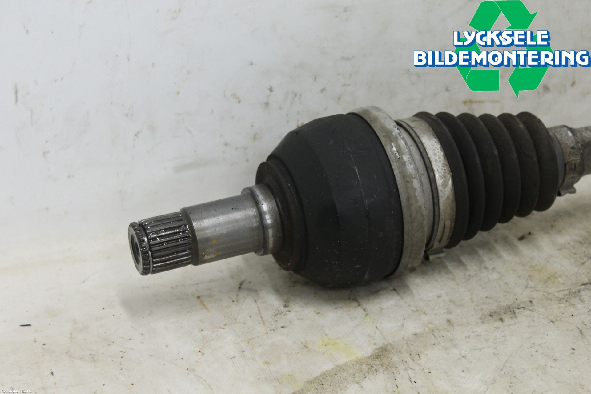 Mercedes-Benz MB CLA-KLASS (C117/X117) 13-19 Drivaxel Fram Vänster