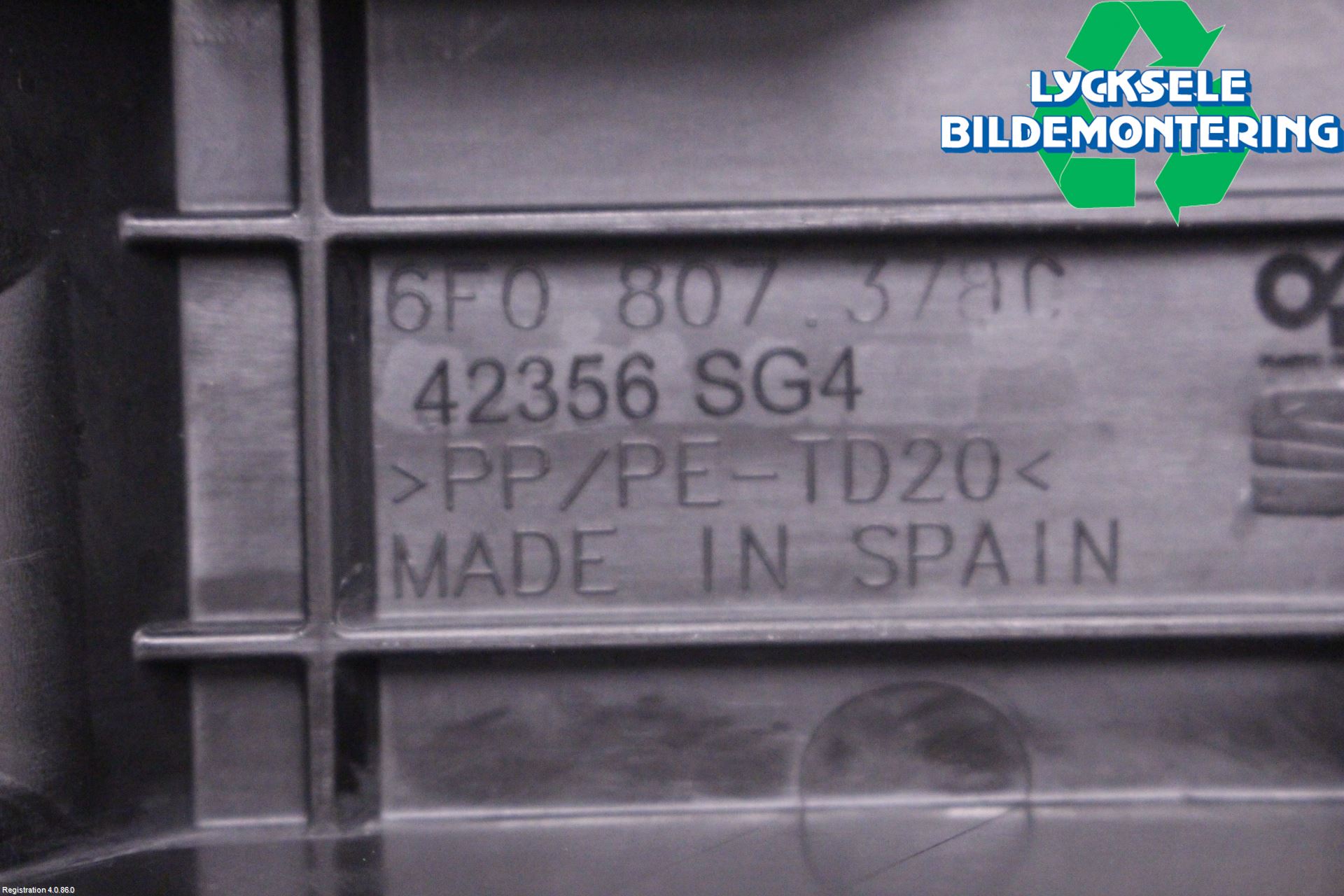 Seat IBIZA V 21- Stötfångarfäste Bak Hö