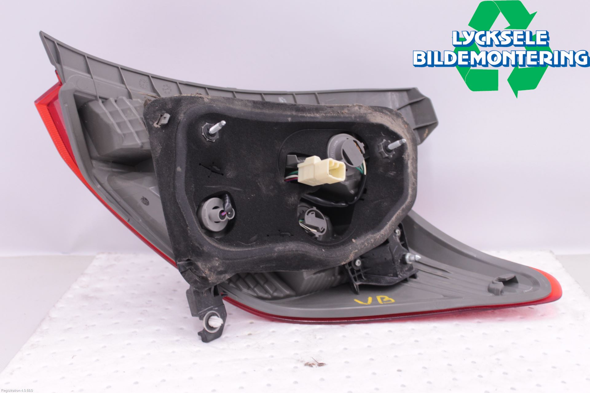 Toyota YARIS XP130 12-14 Bakljus Vänster