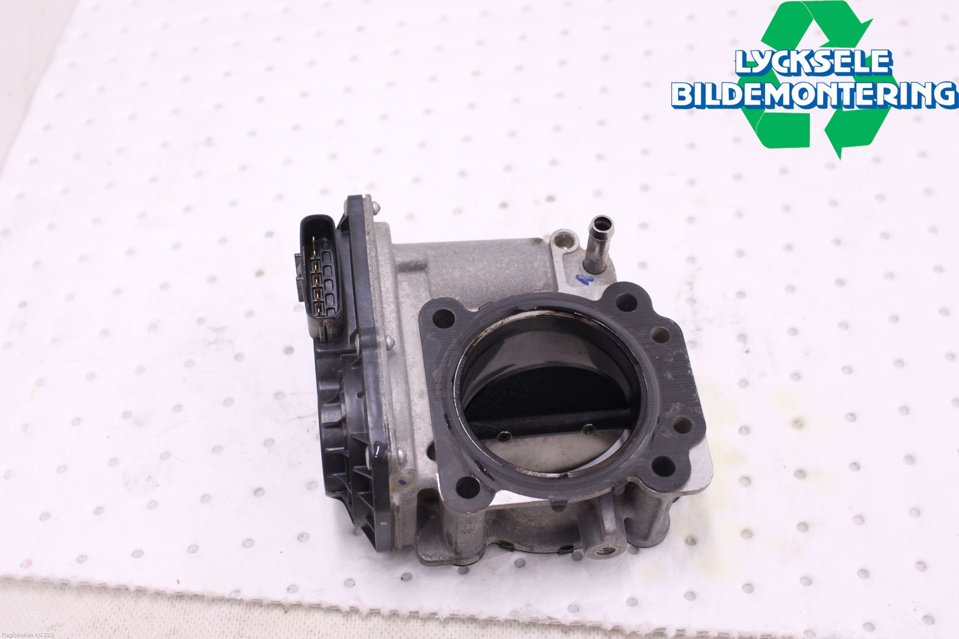 Toyota HILUX 16- Injspjällhus