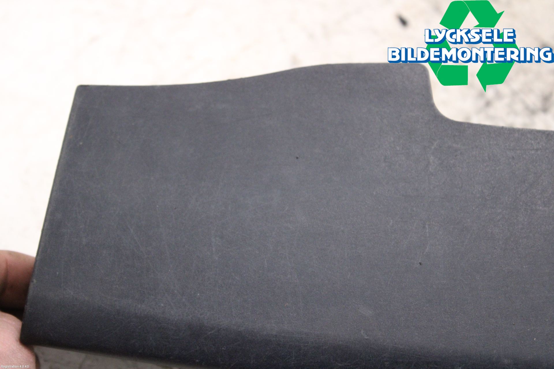 BMW X3 E83     03-10 Stötfångardel Bak Mitt