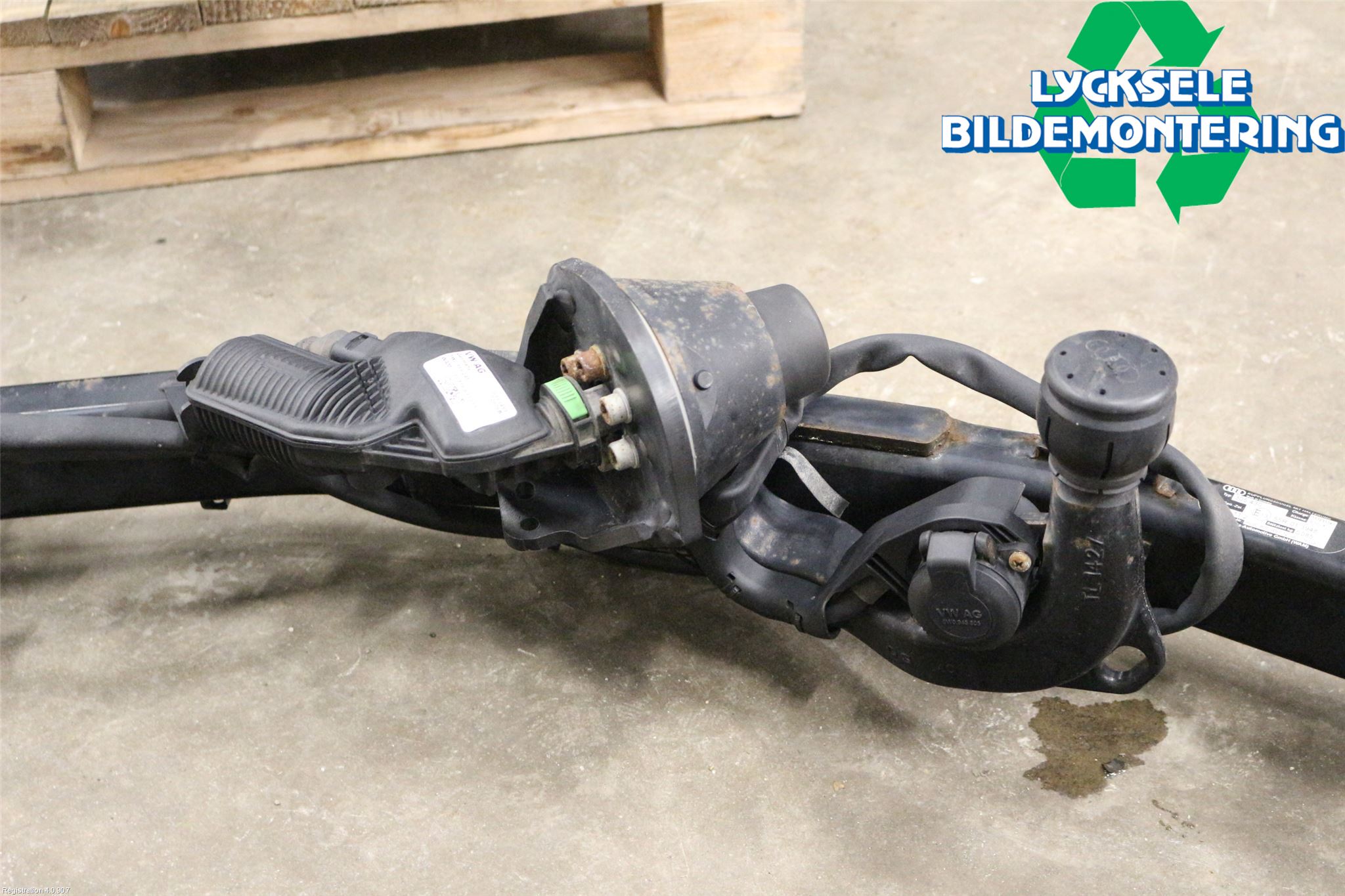 Audi A4 ALLROAD 17- Dragkrok