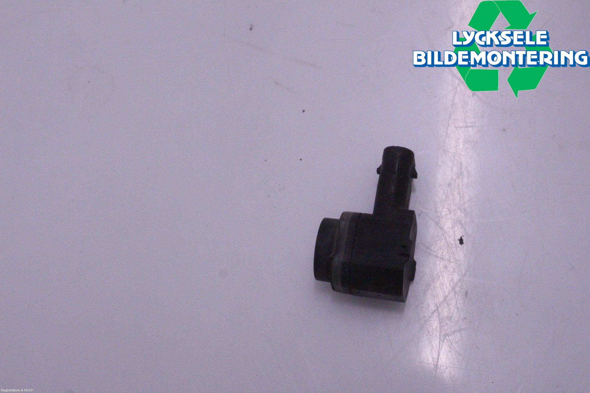 Volkswagen VW PASSAT 11-14 Parkeringshjälp Frontsensor