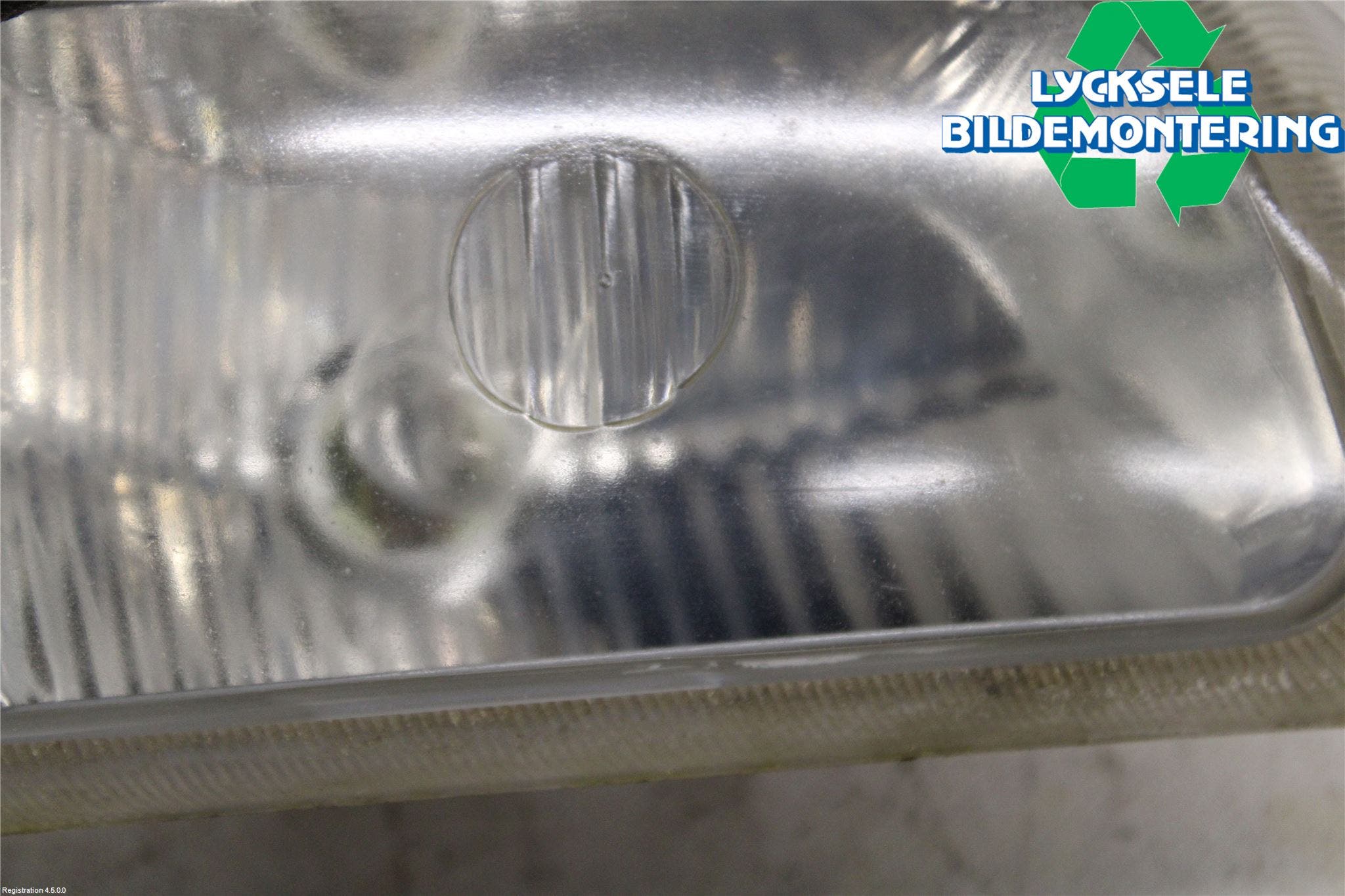 Chevrolet SUBURBAN Blinkers Fram Höger