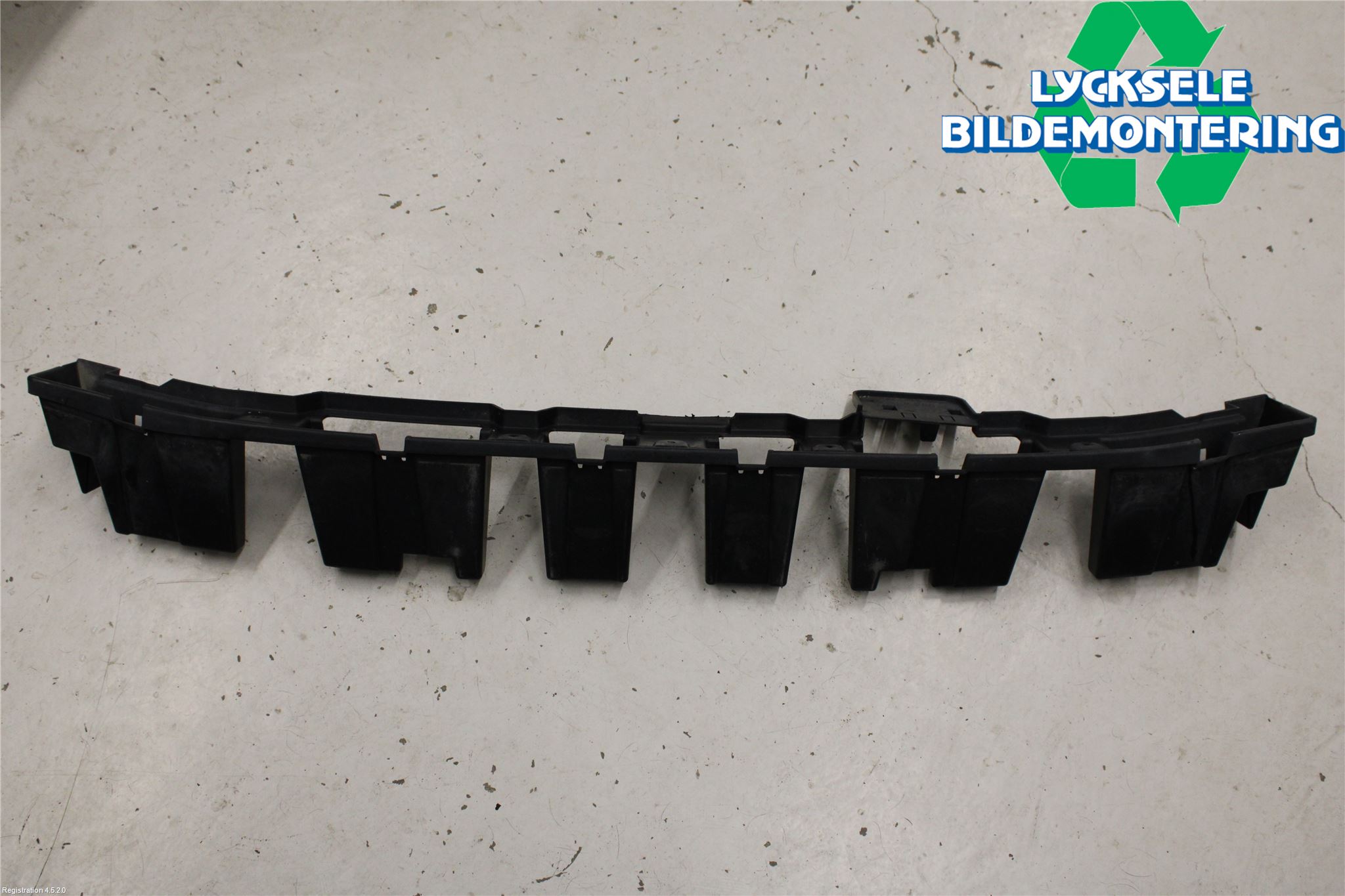 Ford KUGA 13-16 Stötfångare Deformelement Bak