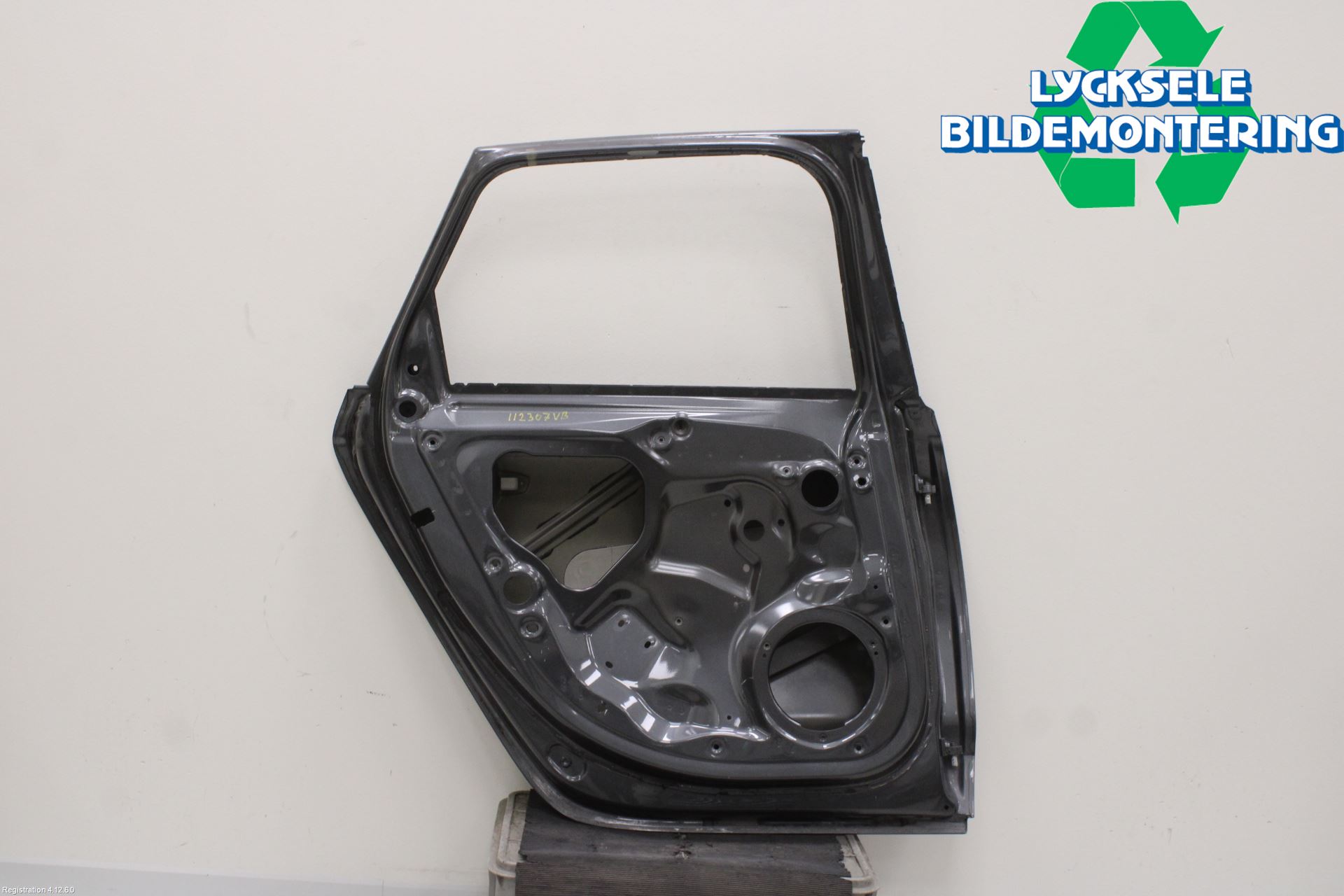 Audi A6 ALLROAD 12-18 Dörr Bak Vänster