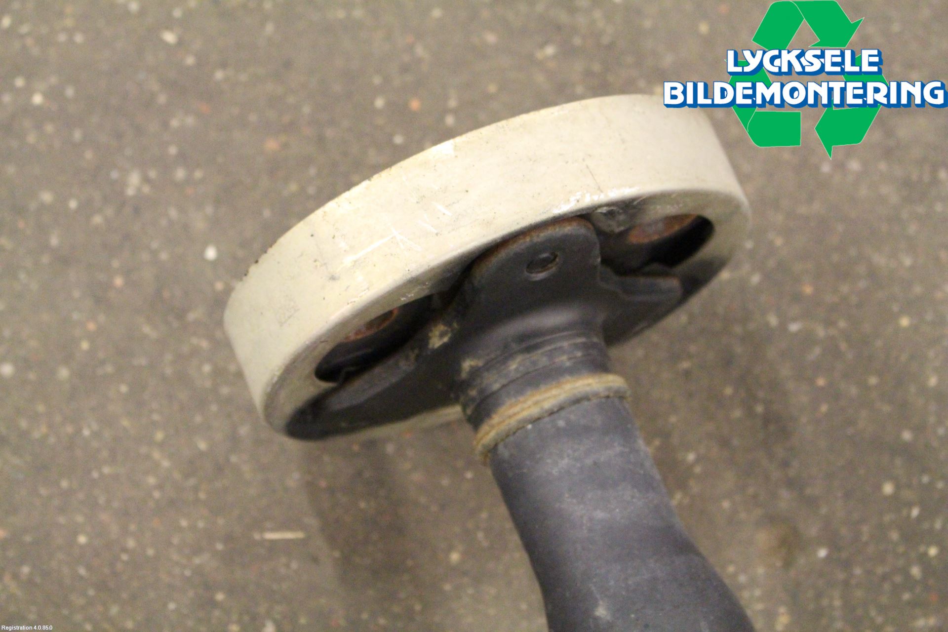 Skoda SUPERB 16-24 Mellanaxel Komp