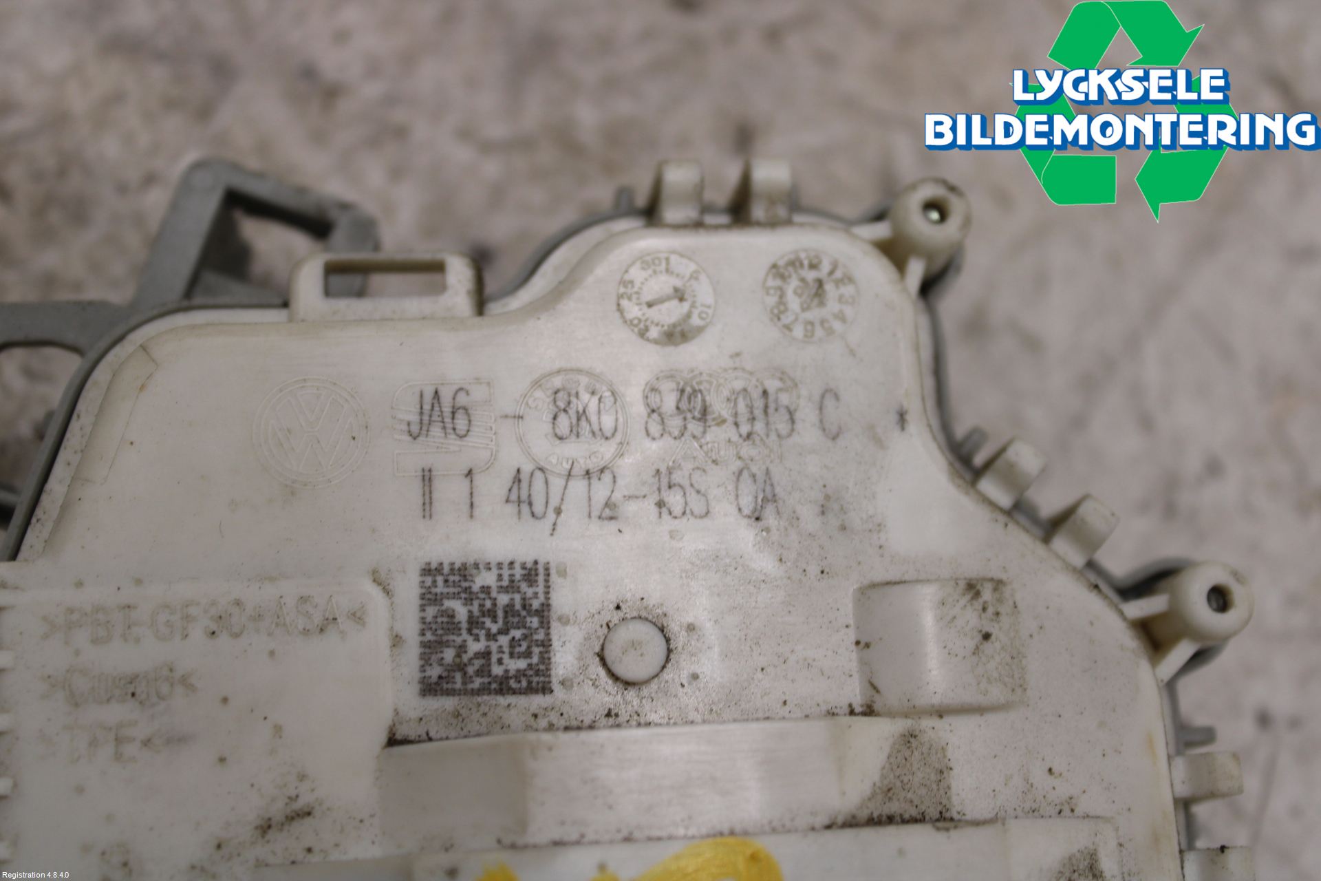 Audi A4 ALLROAD 09-16 Låskista-Dörrlås