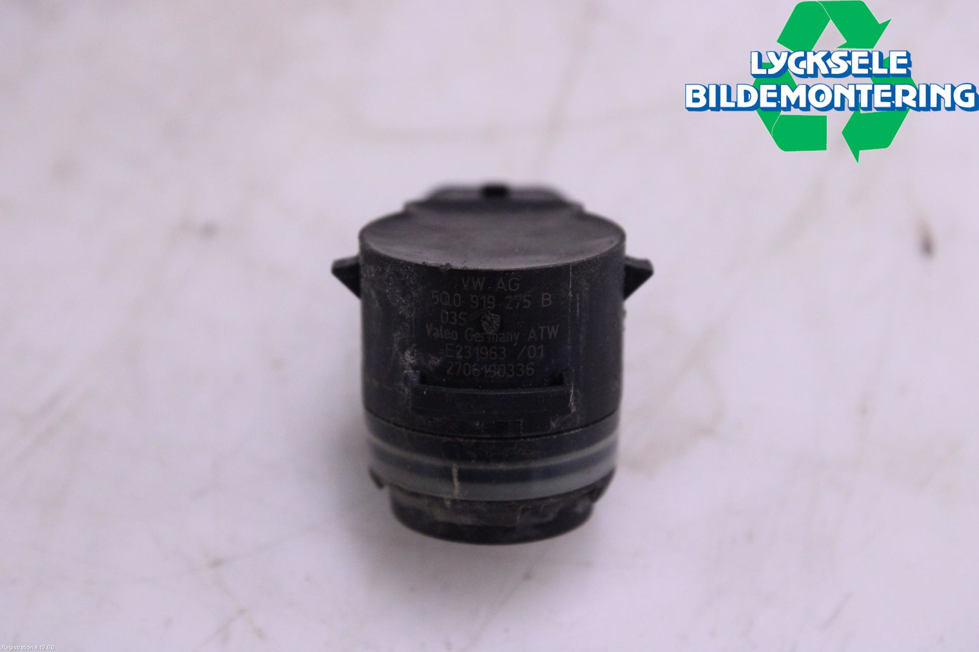 Audi A4/S4 B9 20- Parkeringshjälp Frontsensor