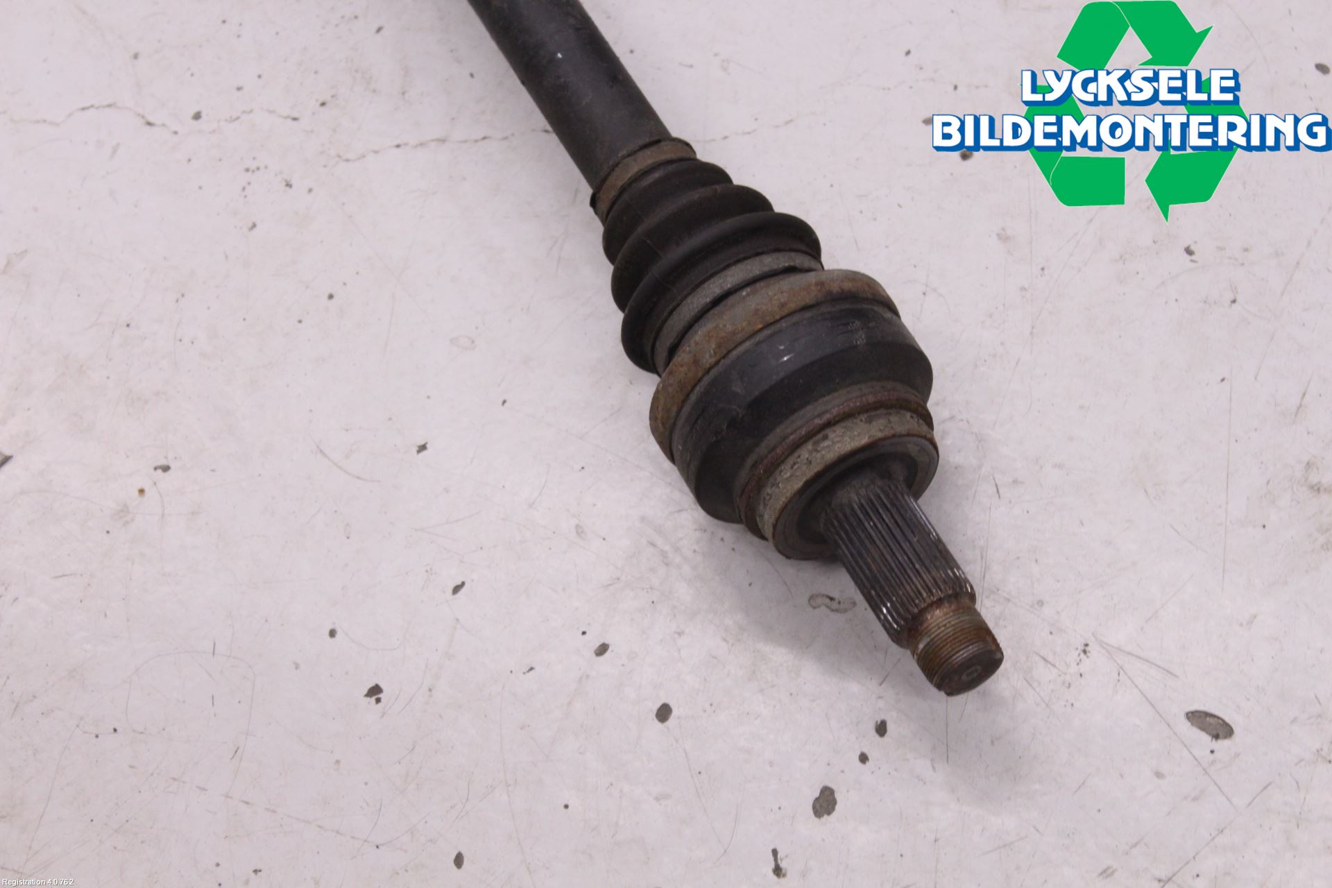 BMW X3 F25 10-17 Drivaxel Bak Vänster