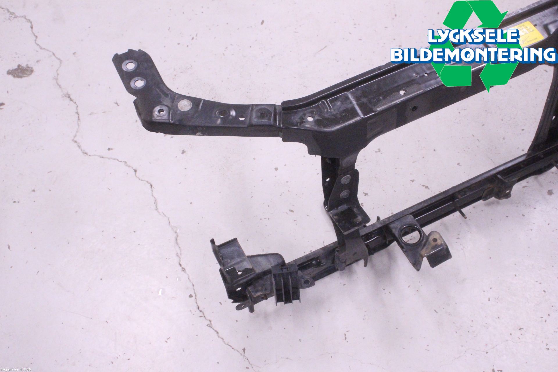 Nissan NAVARA 05-16 Frontplåt