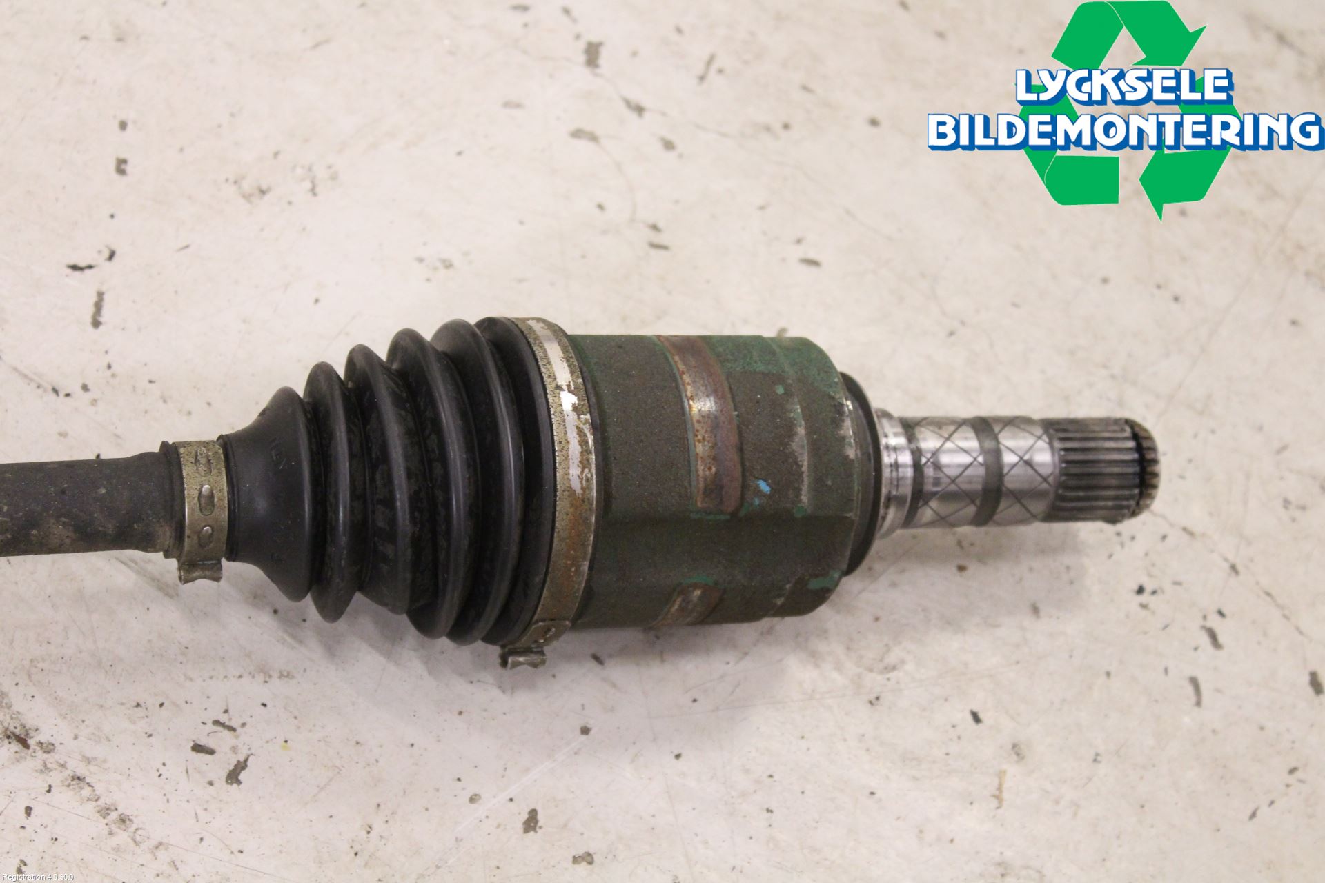 Subaru LEGACY 10-14 Drivaxel Fram Vänster