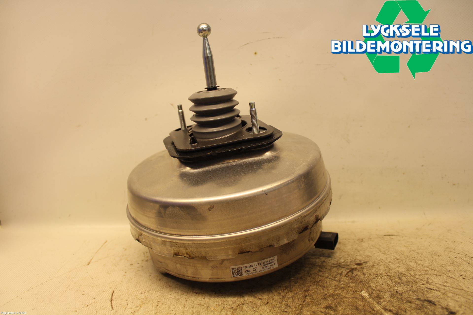 BMW 5 G30/G31/F90 17-23 Bromsservo